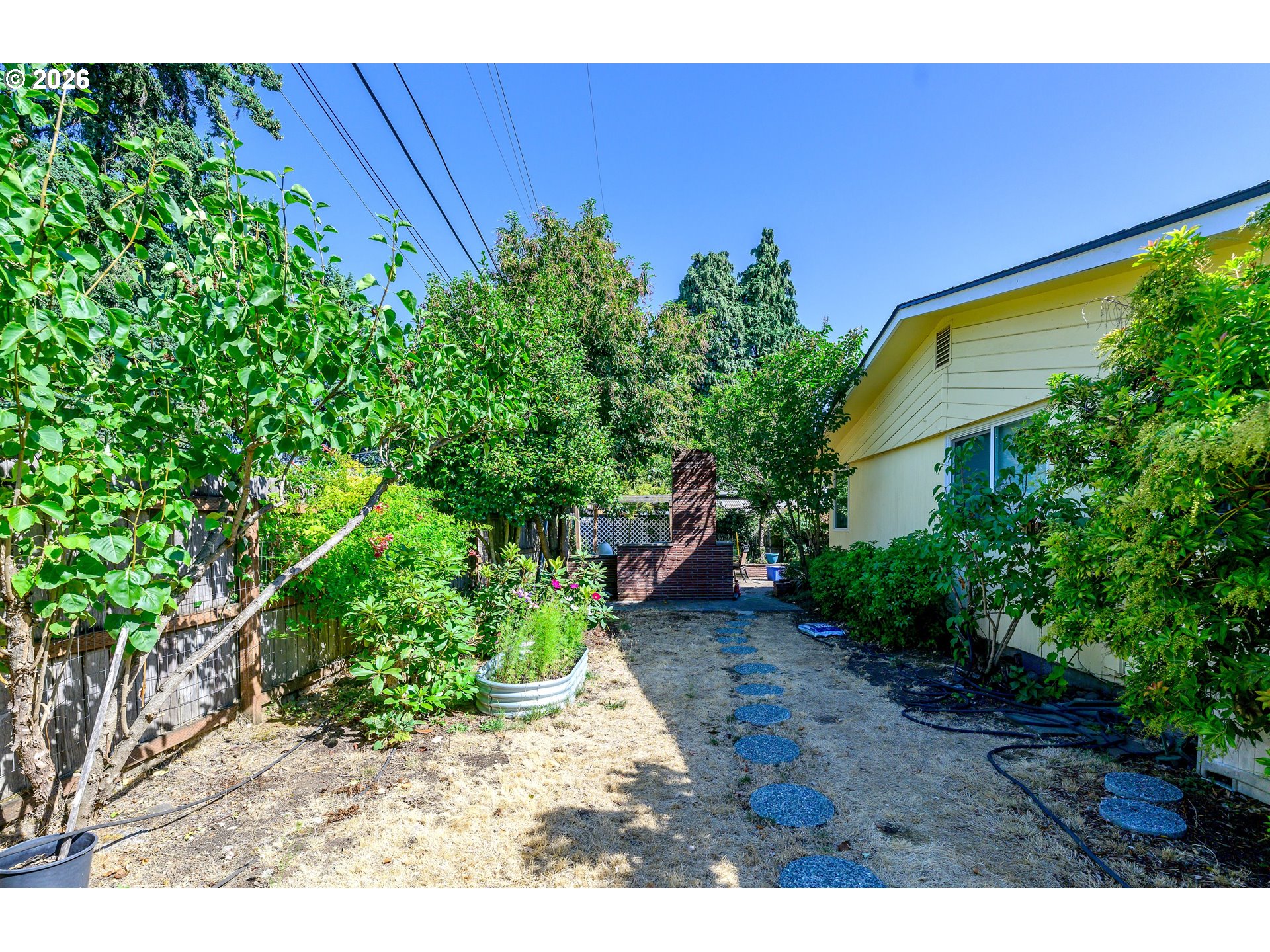 783 Howard Ave Property Photo 37
