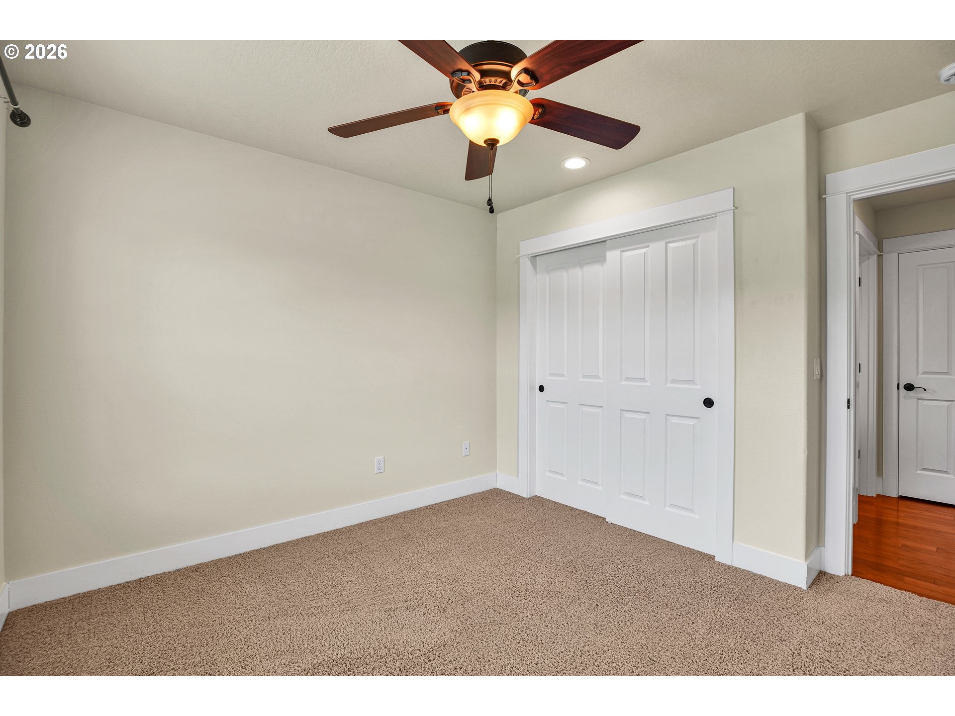 2624 Ne 55th Pl Property Photo 11