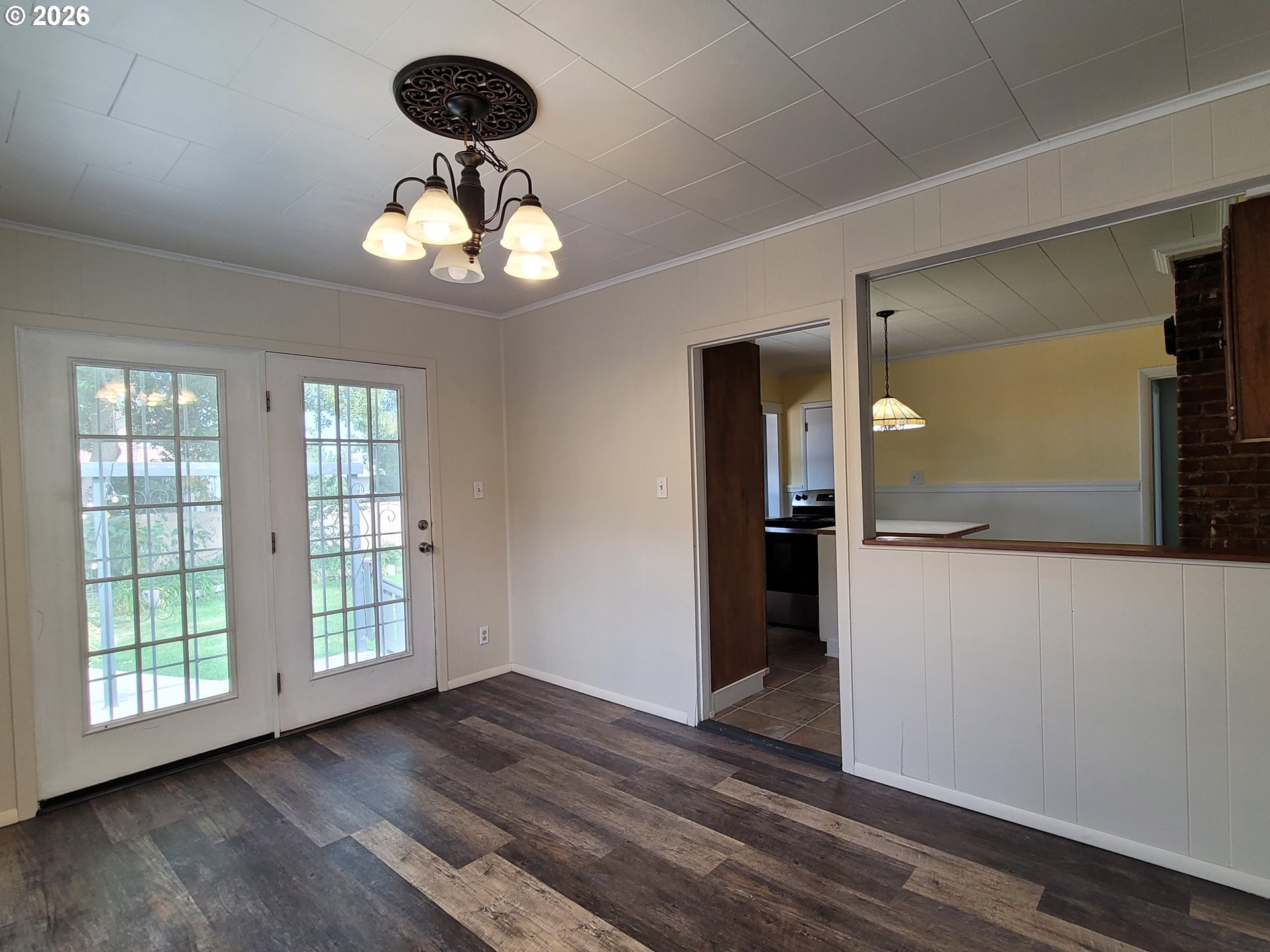 1424 Broadway St Property Photo 8