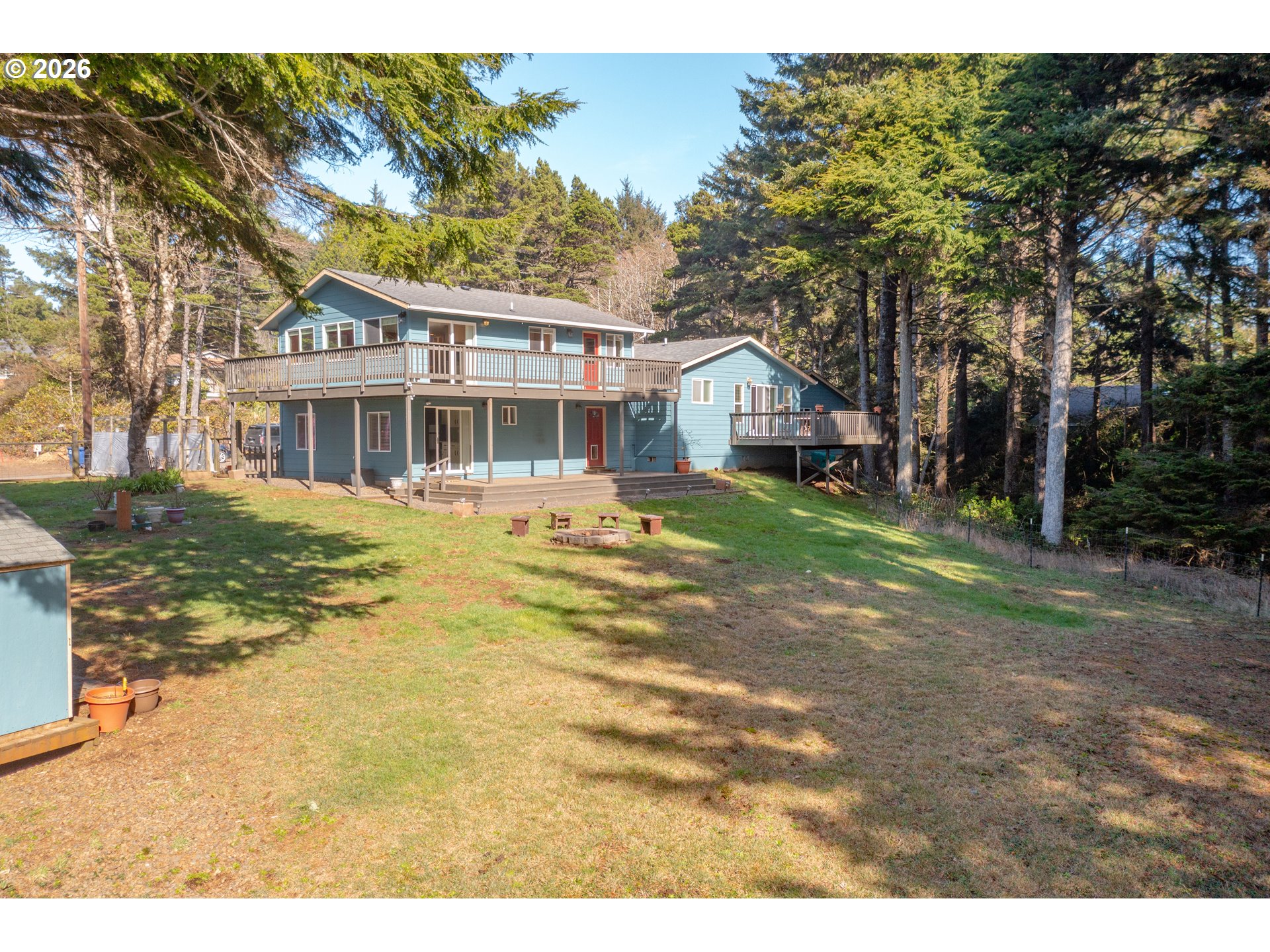 126 Se 145th Dr Property Photo 4