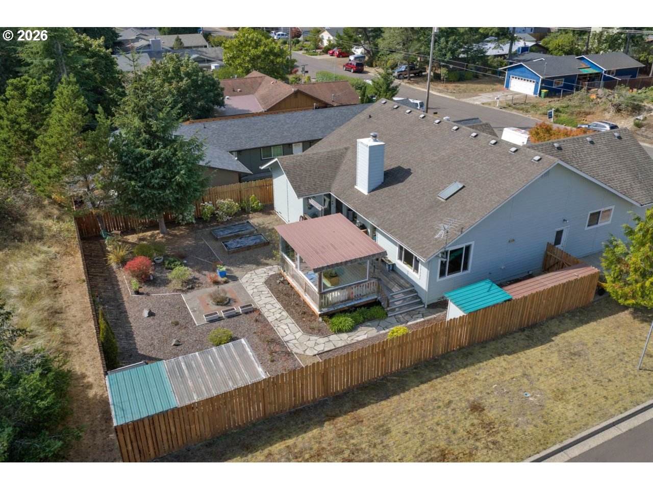 2288 11th St Property Photo 2