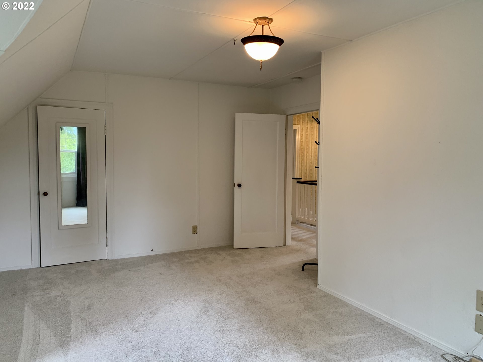260 Crescent Dr Property Photo 15