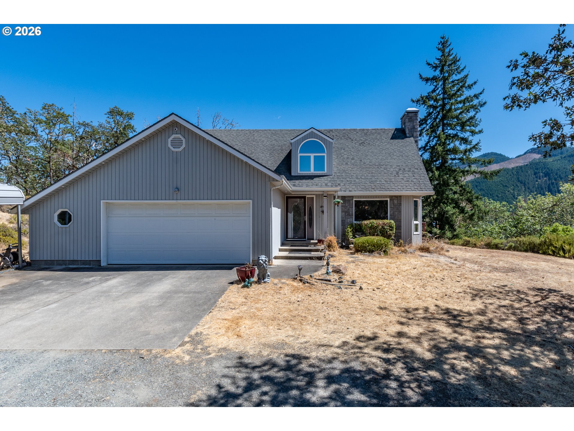 1265 Evergreen Ridge Rd Property Photo 2