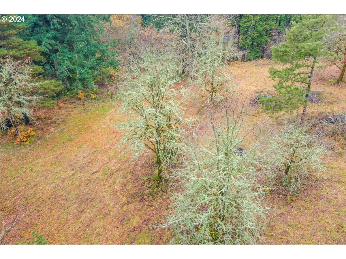 Nw Plainview Rd Property Photo 8