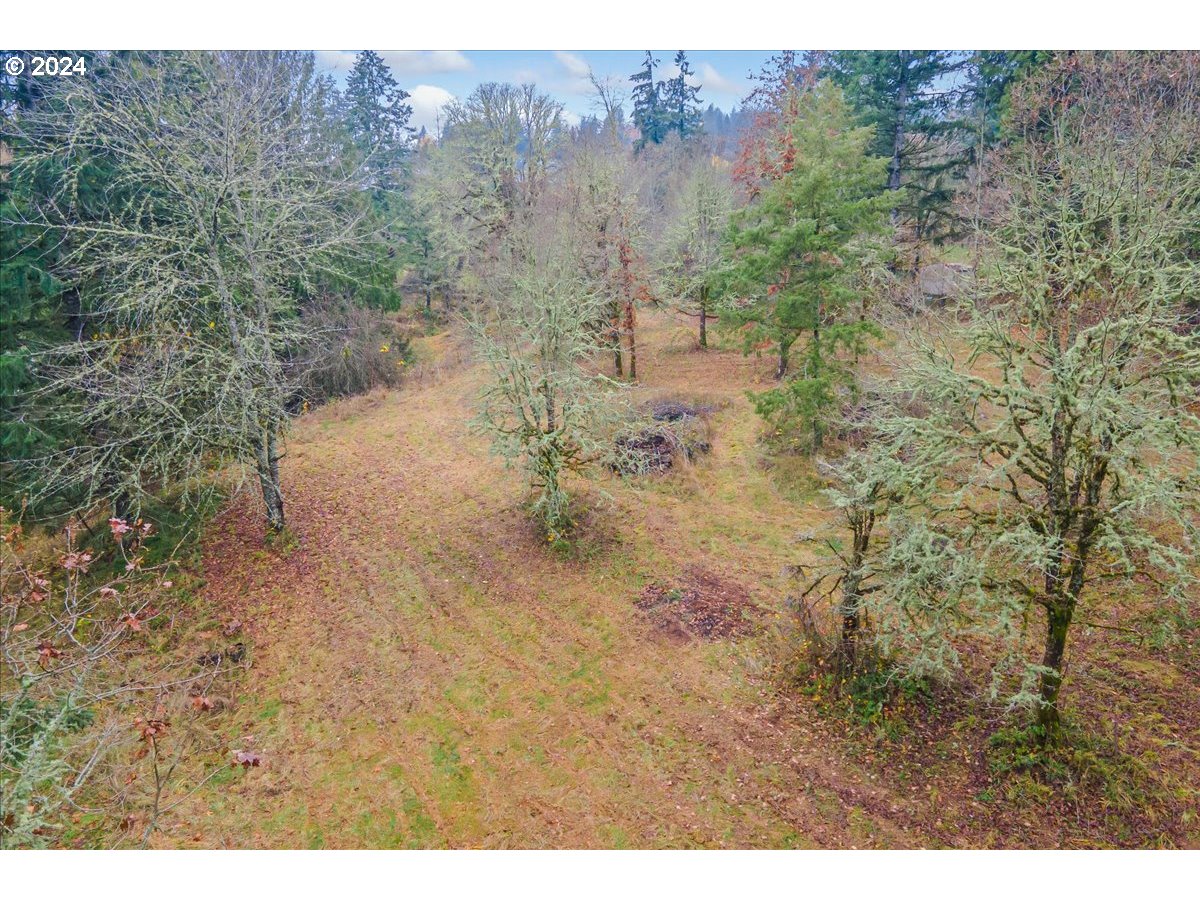 Nw Plainview Rd Property Photo 10
