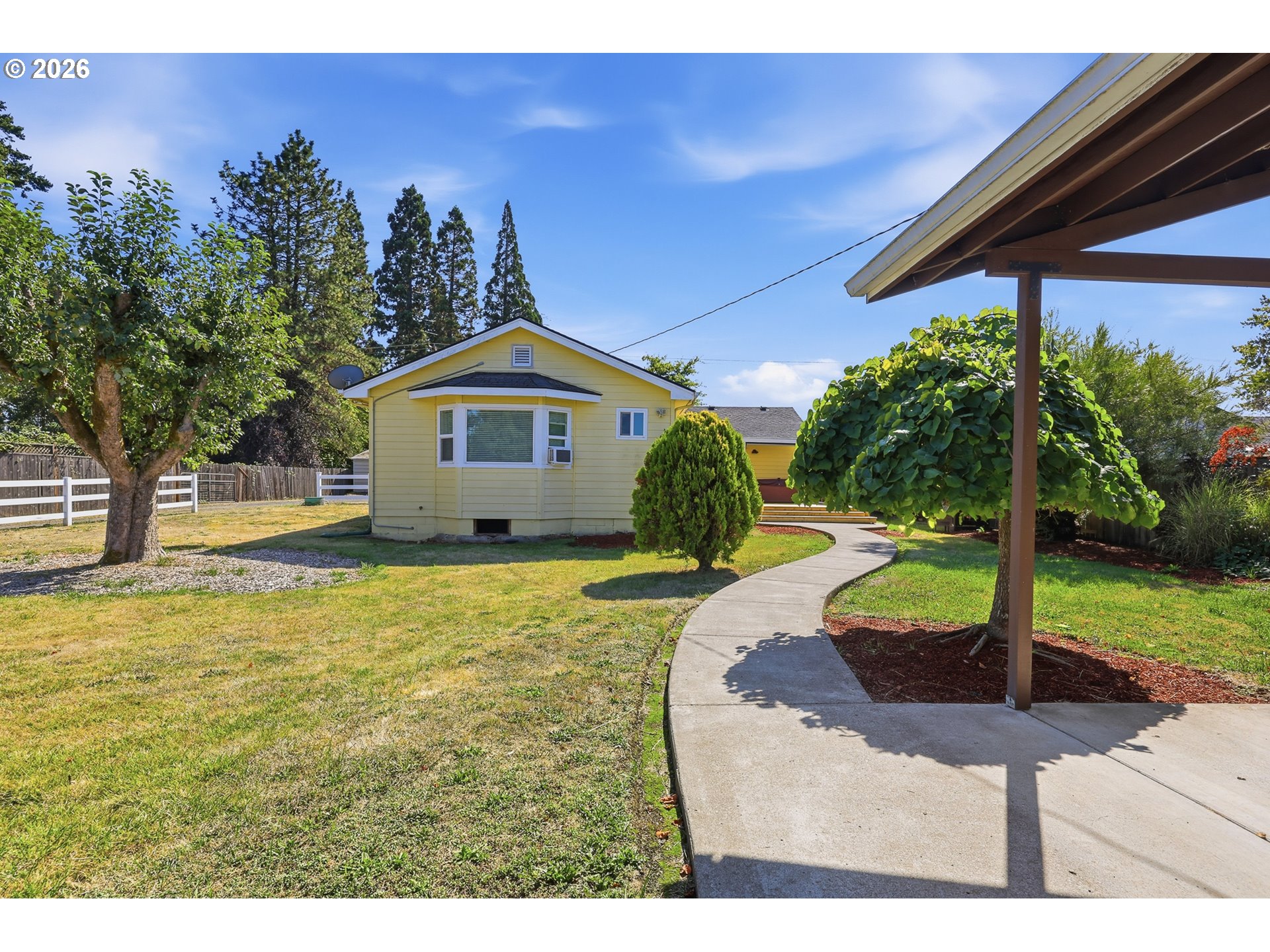 28821 Royal Ave Property Photo 12