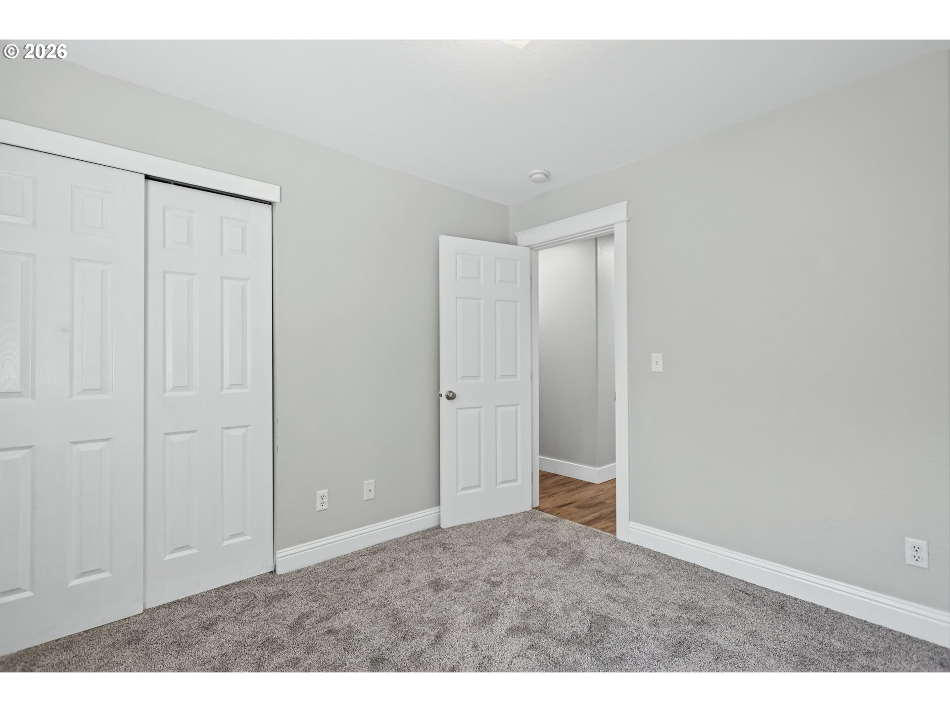 438 Nw Roselawn St Property Photo 21