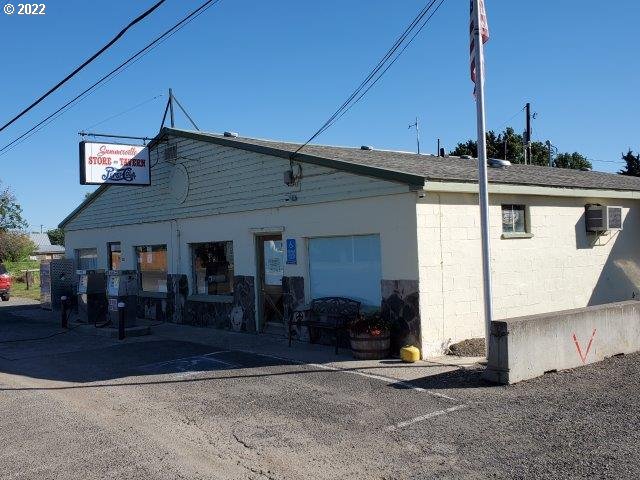 301 MAIN ST