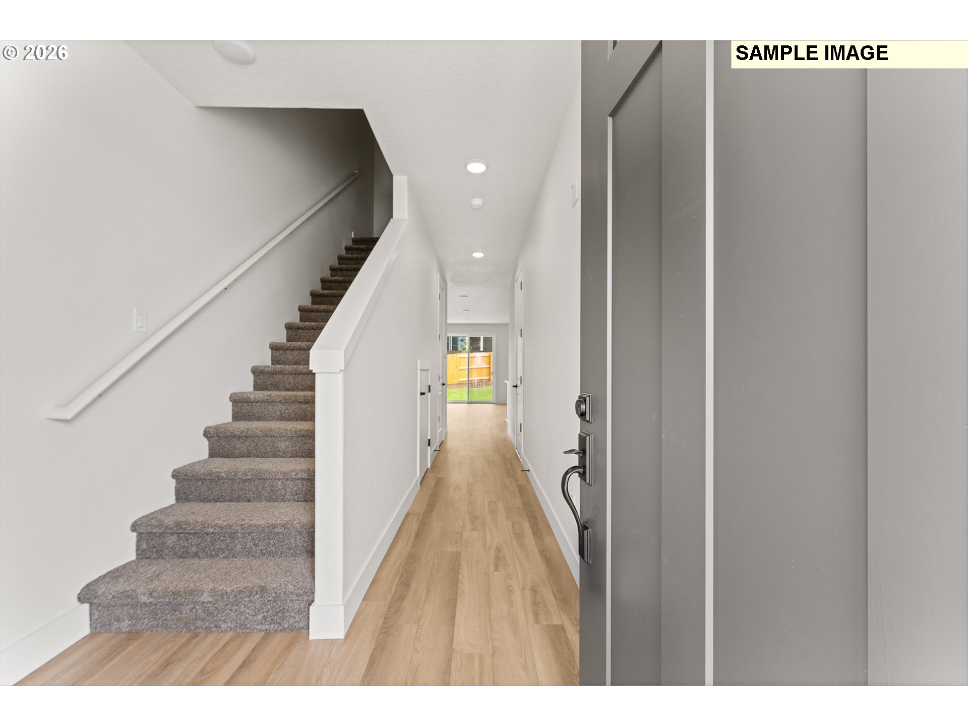 528 Spring Blvd Property Photo 5