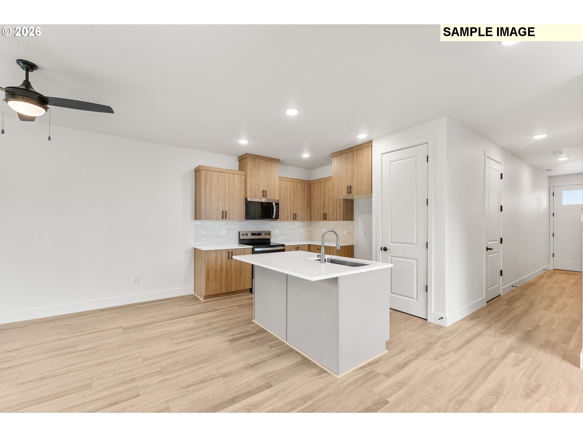 528 Spring Blvd Property Photo 13
