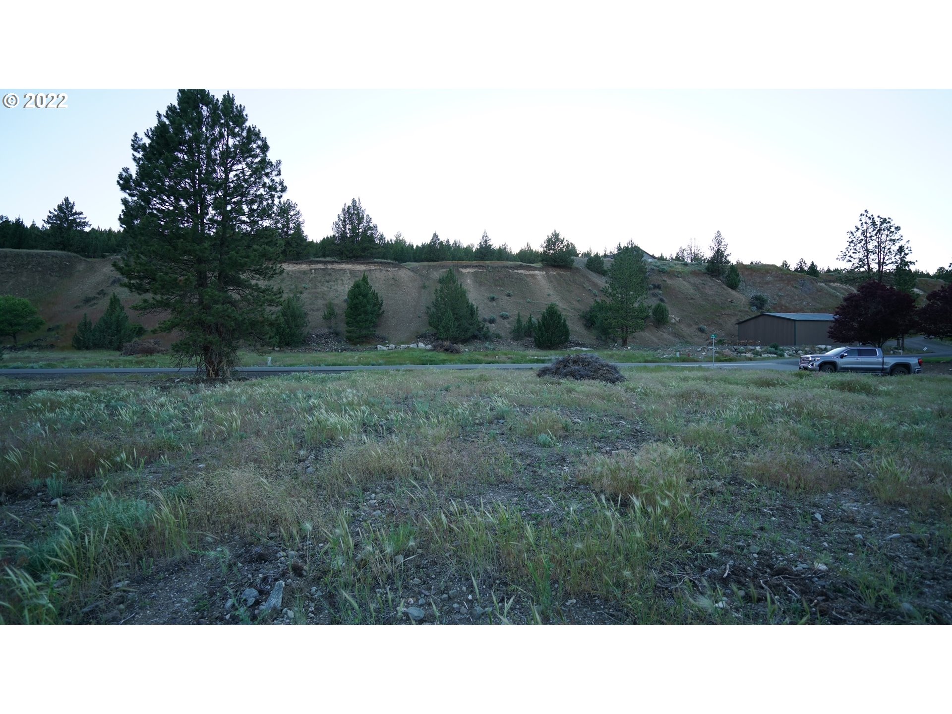 Elkview Dr Property Photo 13