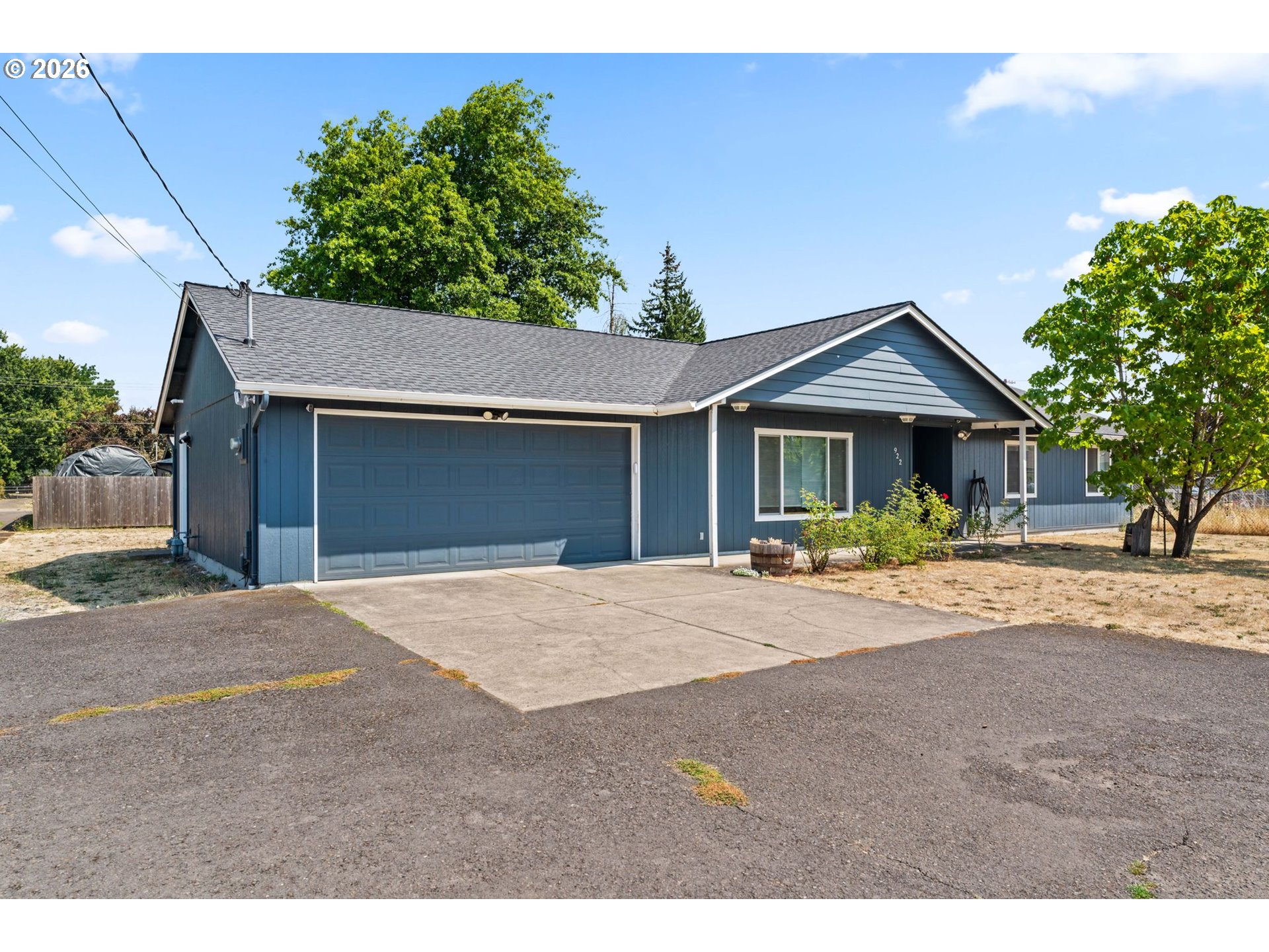 922 WILLIAMS ST Property Photo 1