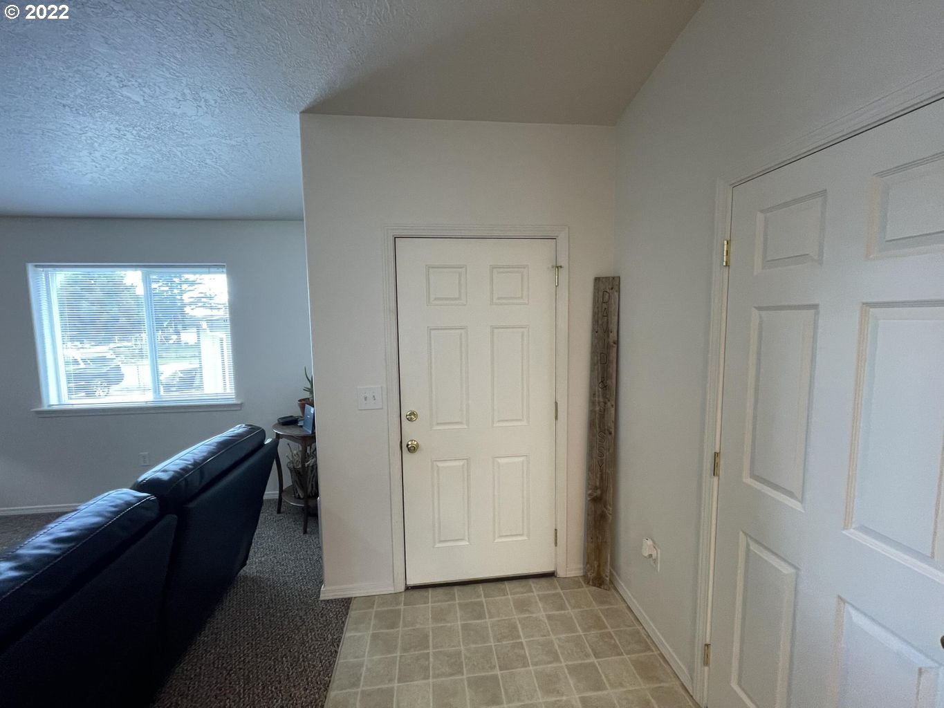 3413 Maple Ln Property Photo 7