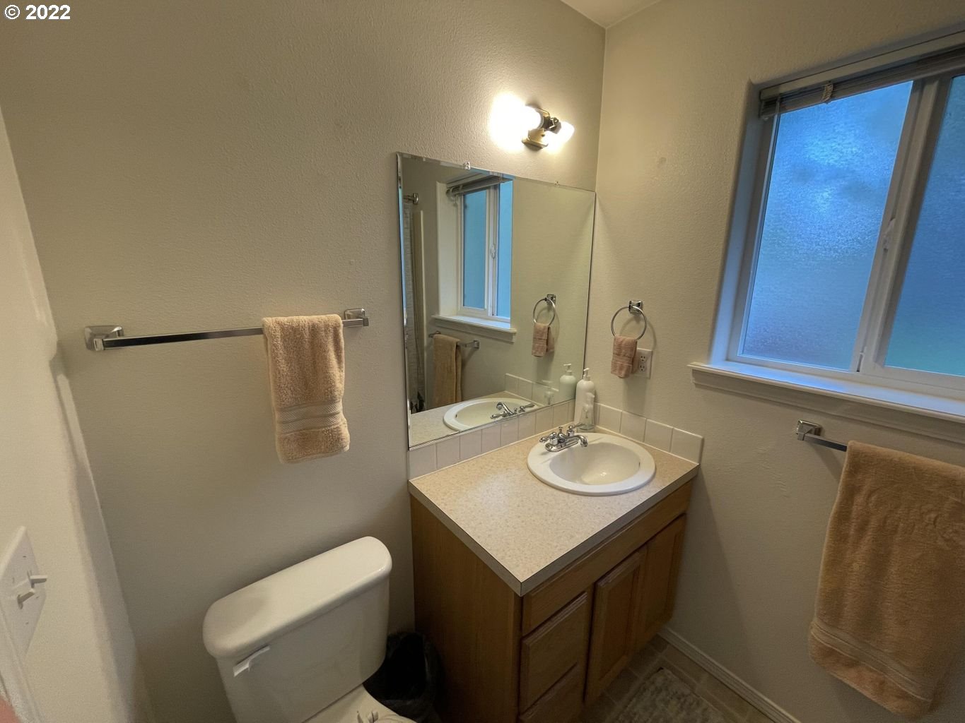 3413 Maple Ln Property Photo 13