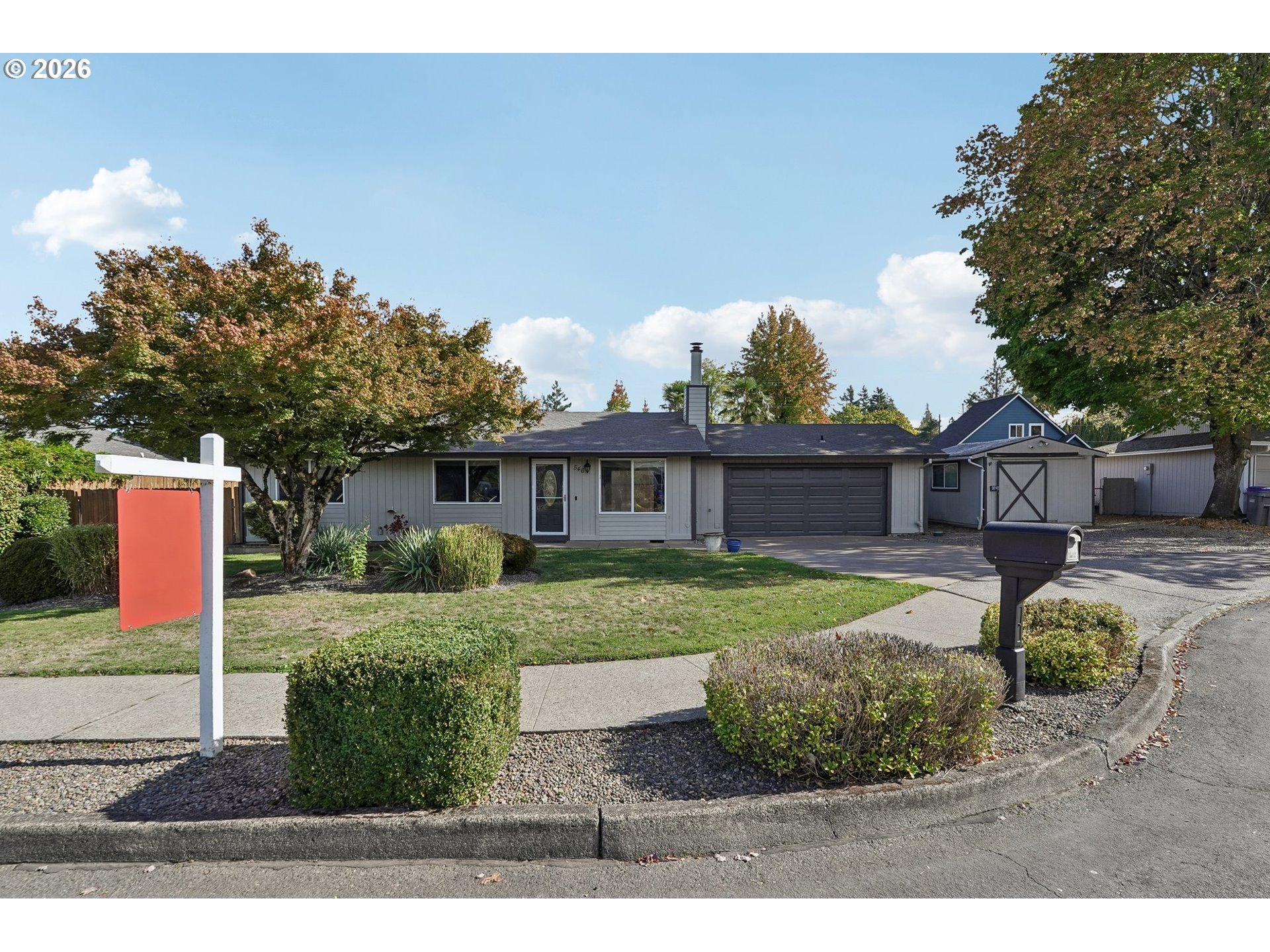 546 Se Paropa Pl Property Photo 2