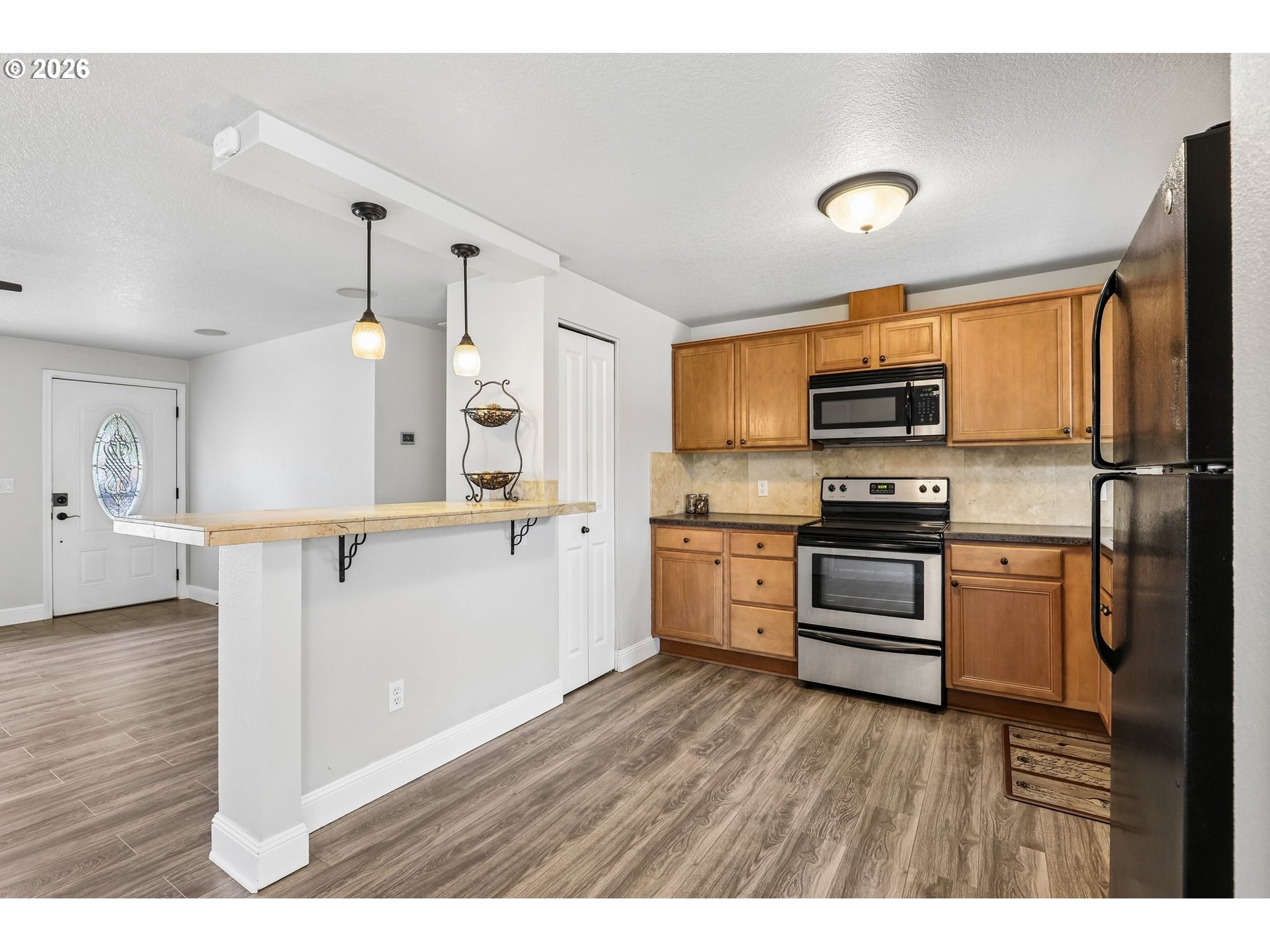 546 Se Paropa Pl Property Photo 13