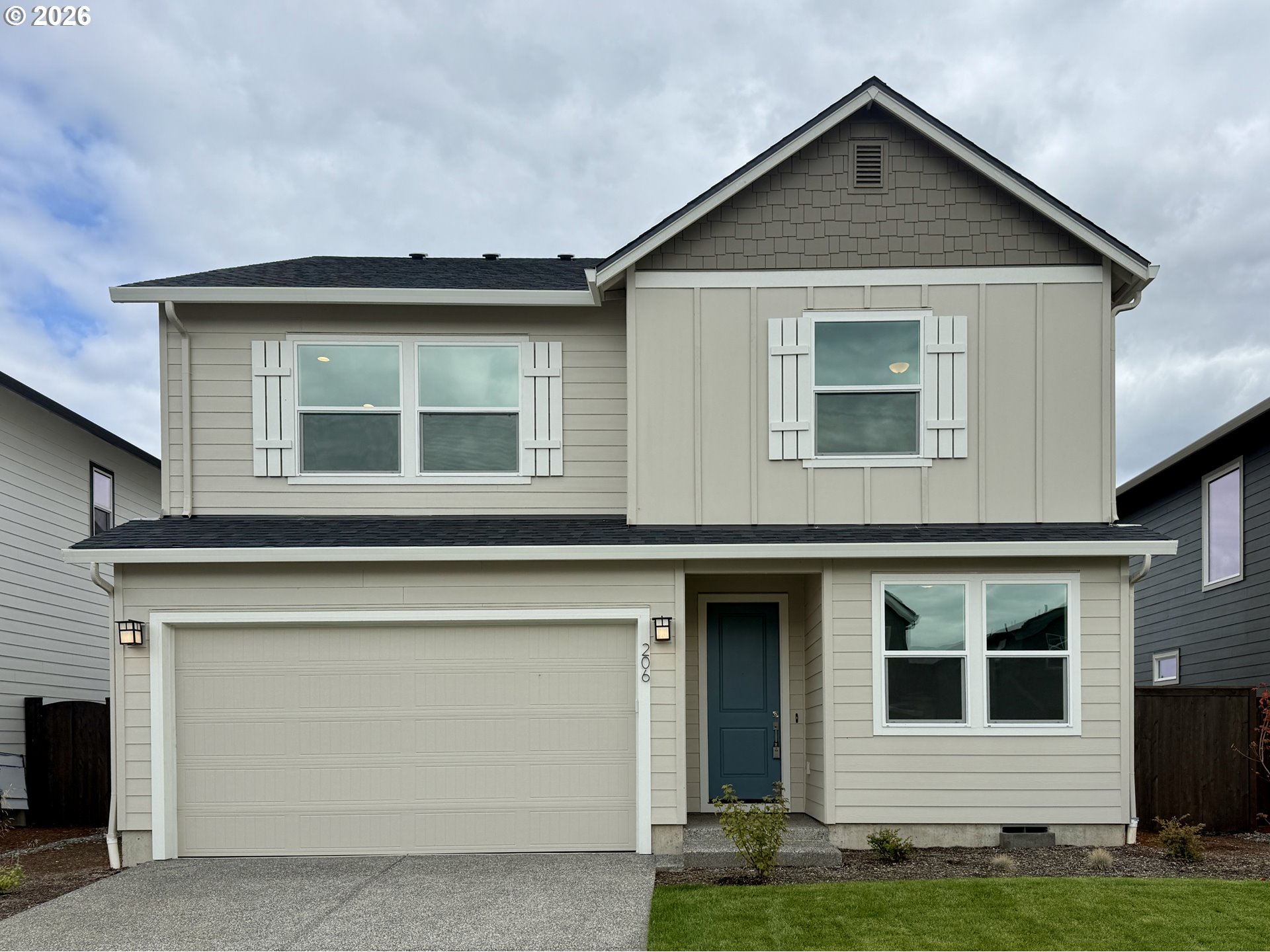 206 N 89th Loop Property Photo 1