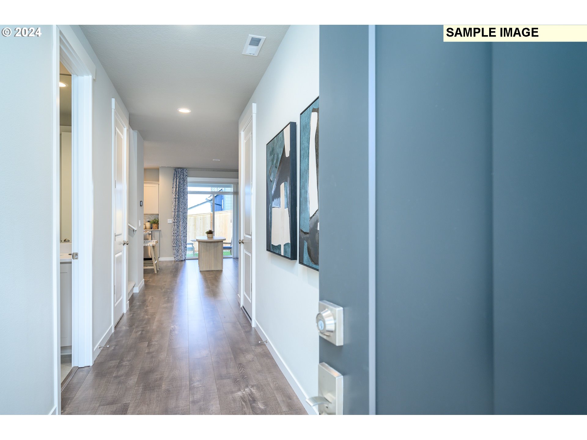 206 N 89th Loop Property Photo 2