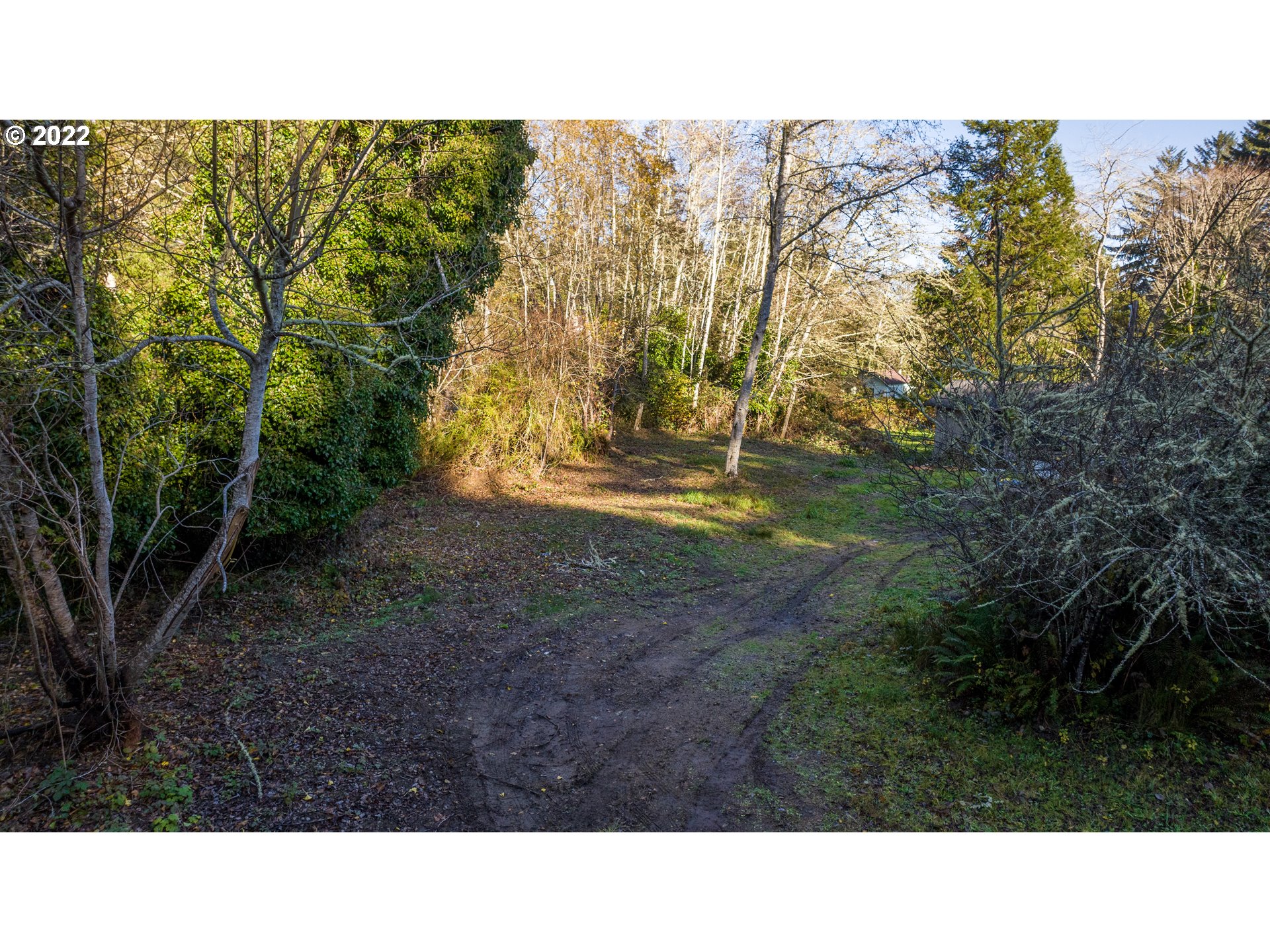 90221 Walker Ln Property Photo 2