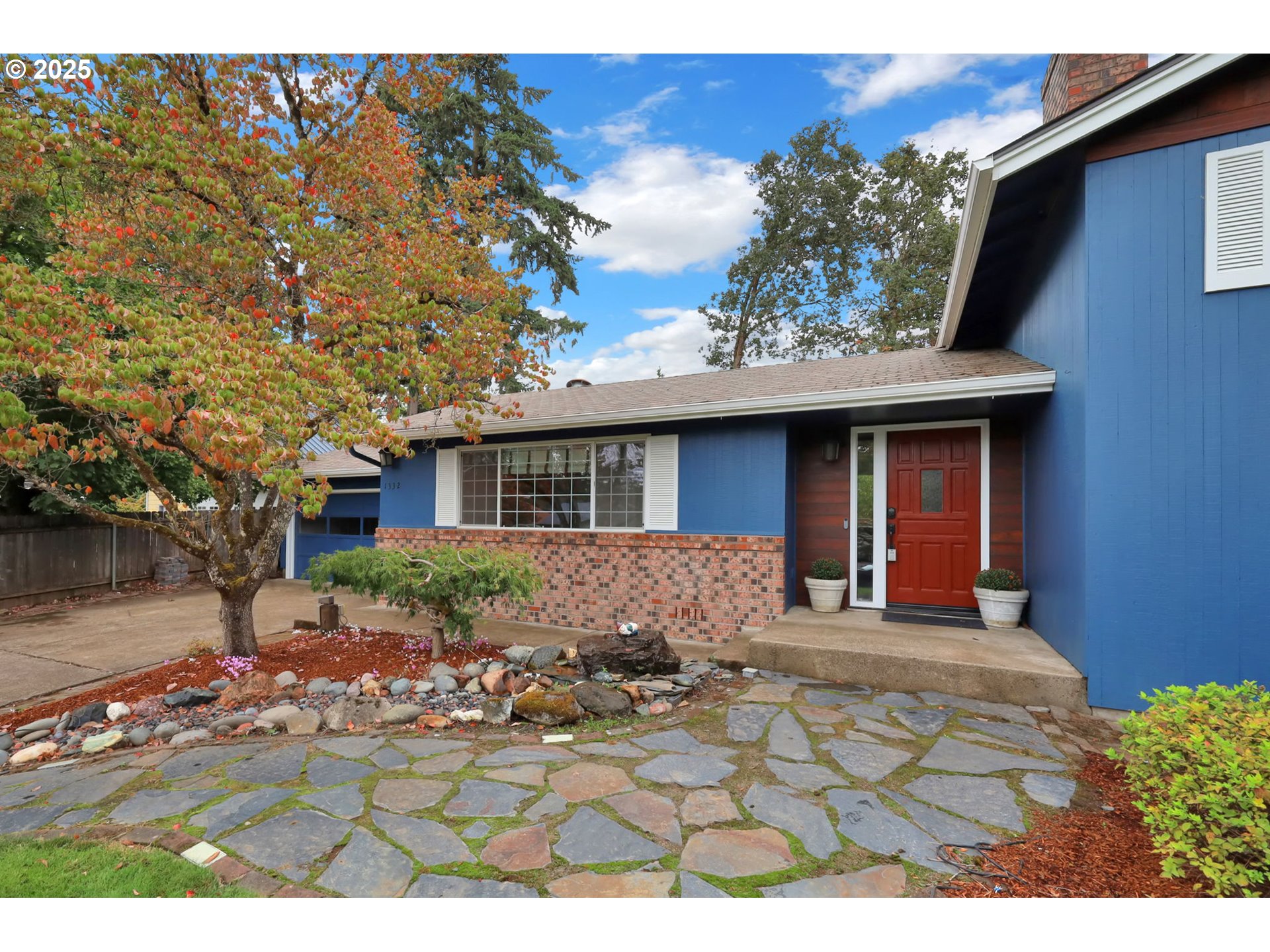 1332 Jeppesen Ave Property Photo 3