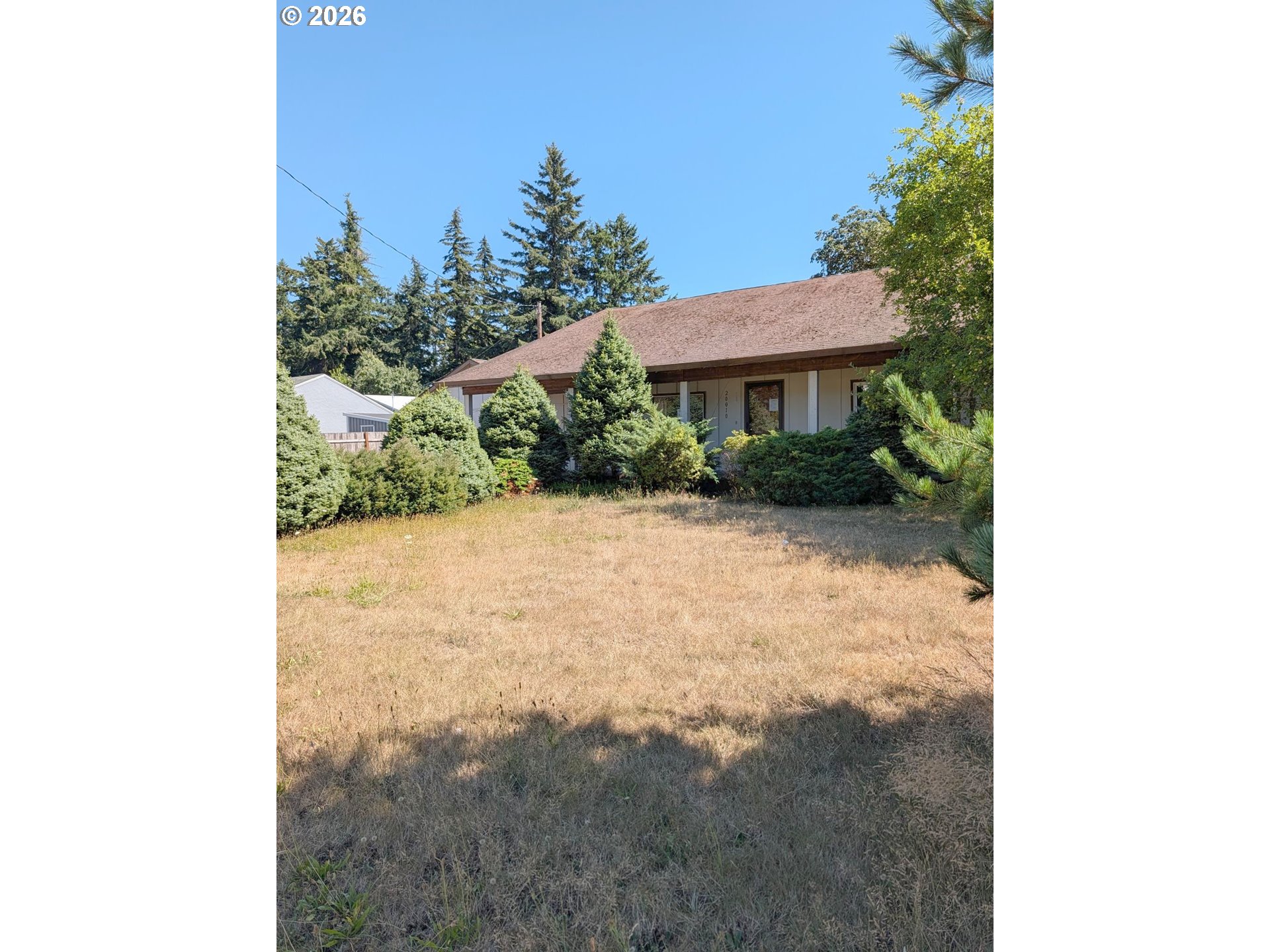20010 Ne Glisan St Property Photo 1