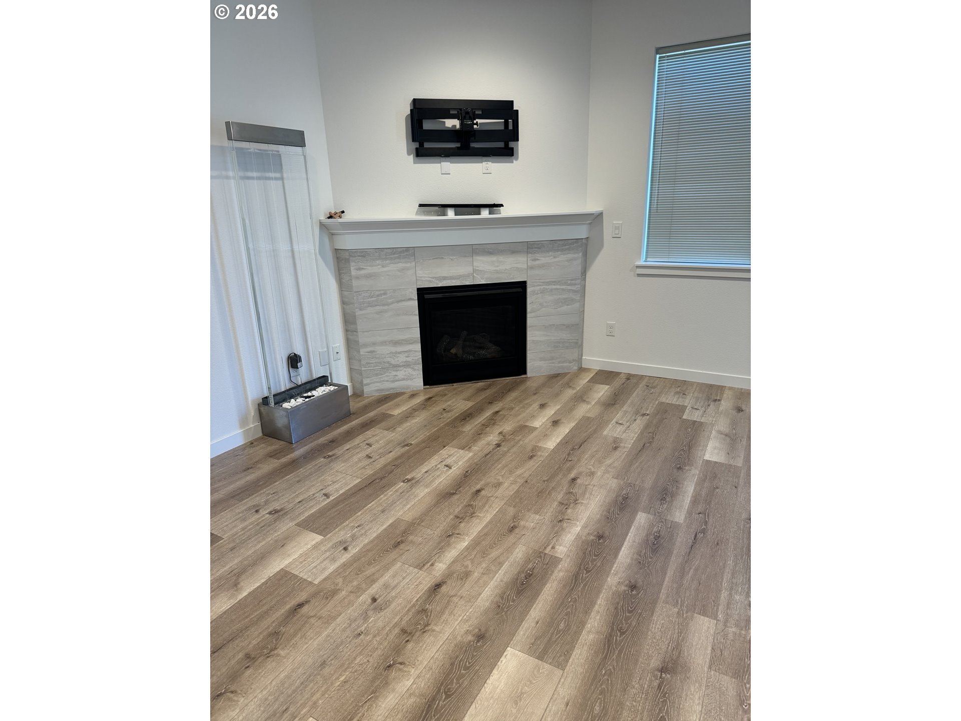 16889 Se Mist Layer Loop Property Photo 4