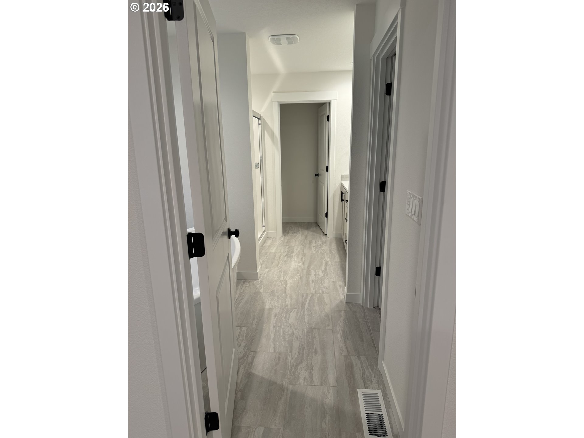 16889 Se Mist Layer Loop Property Photo 10