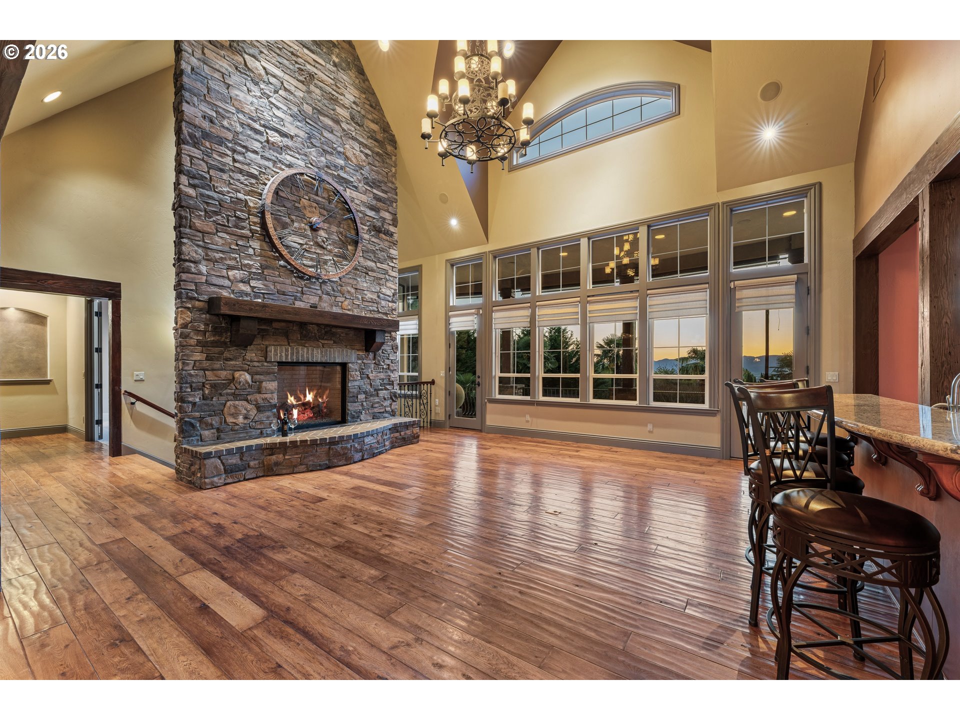 5637 Saddle Ridge Dr Property Photo 8