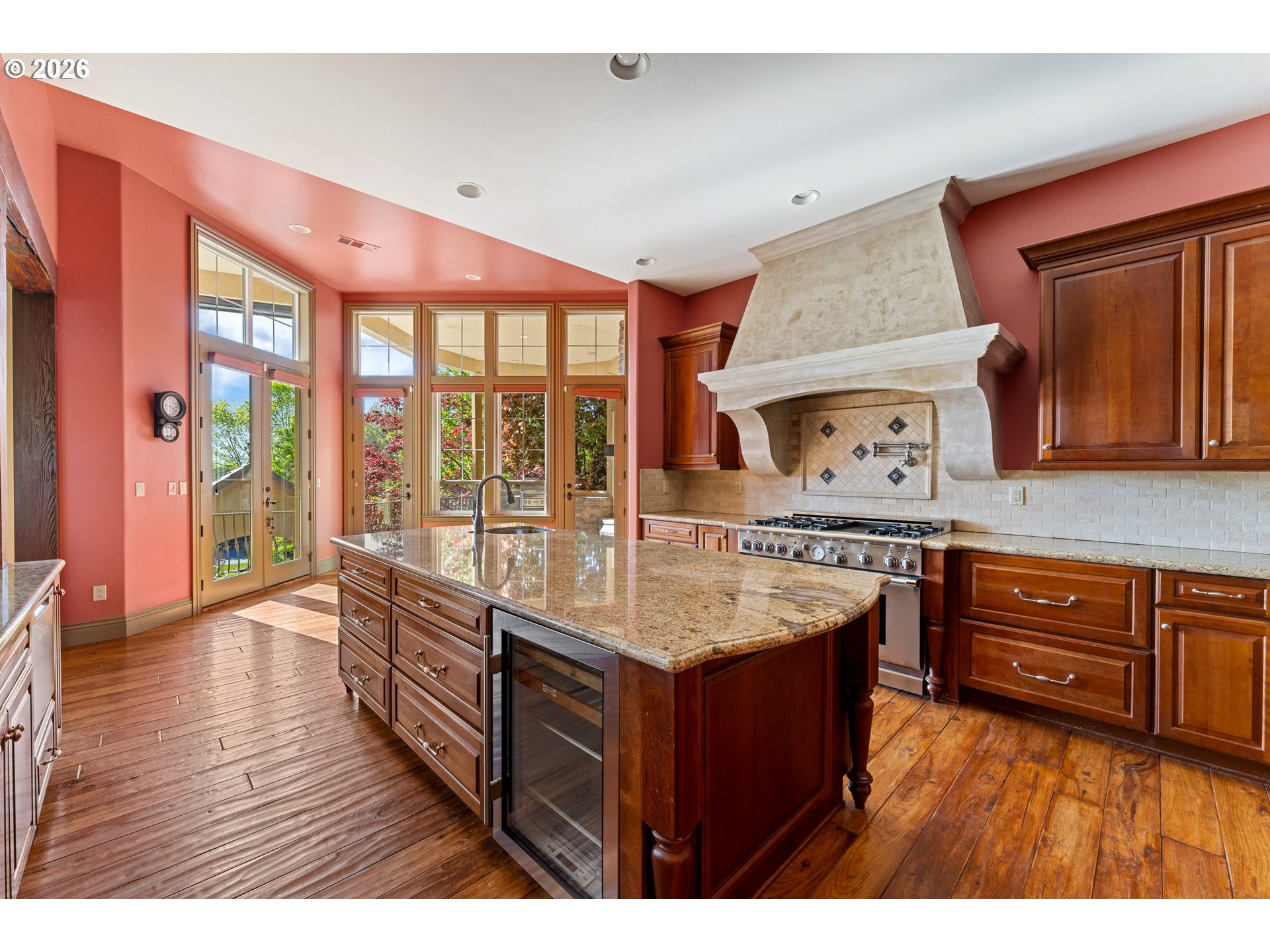 5637 Saddle Ridge Dr Property Photo 10