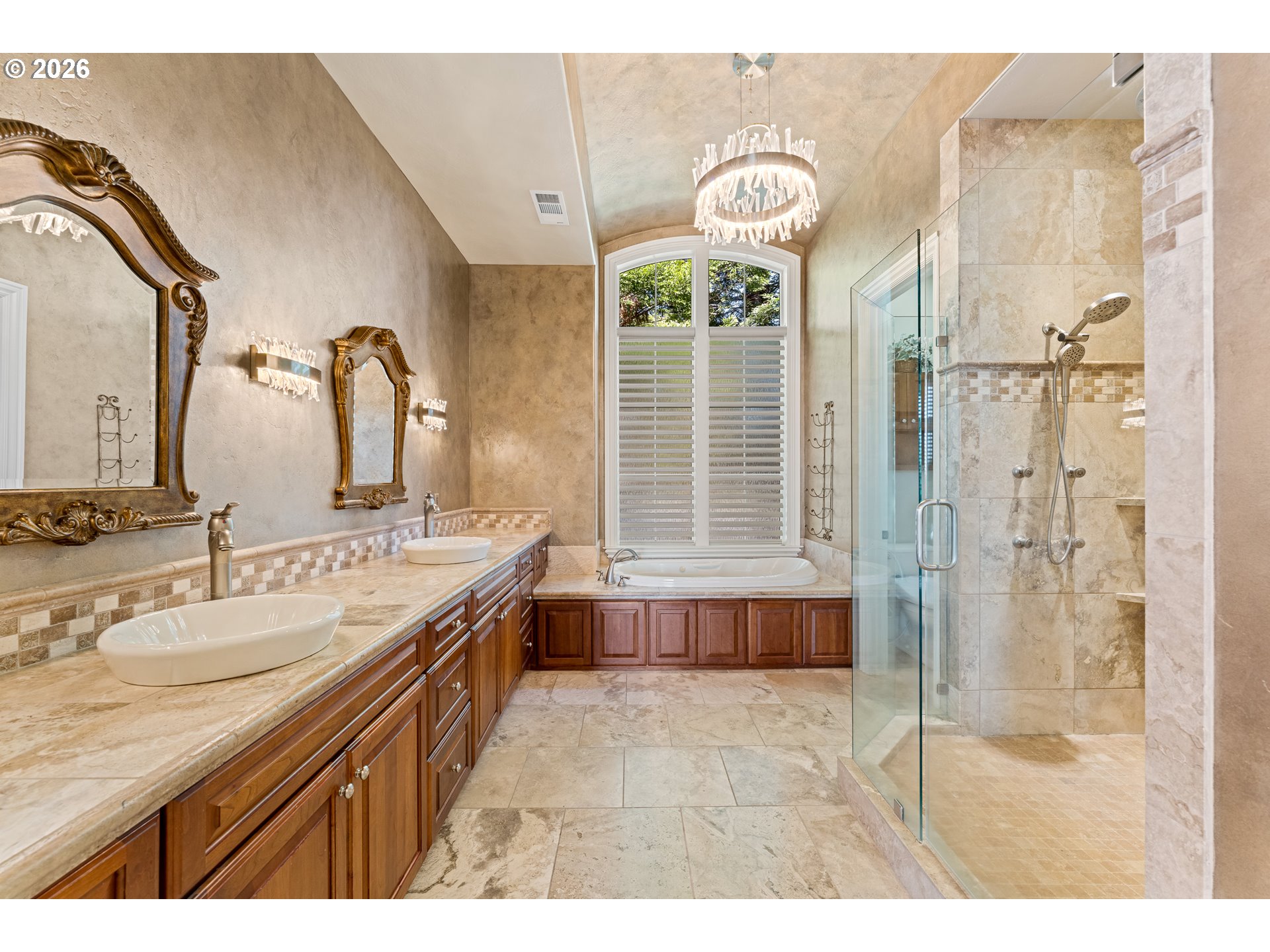 5637 Saddle Ridge Dr Property Photo 16