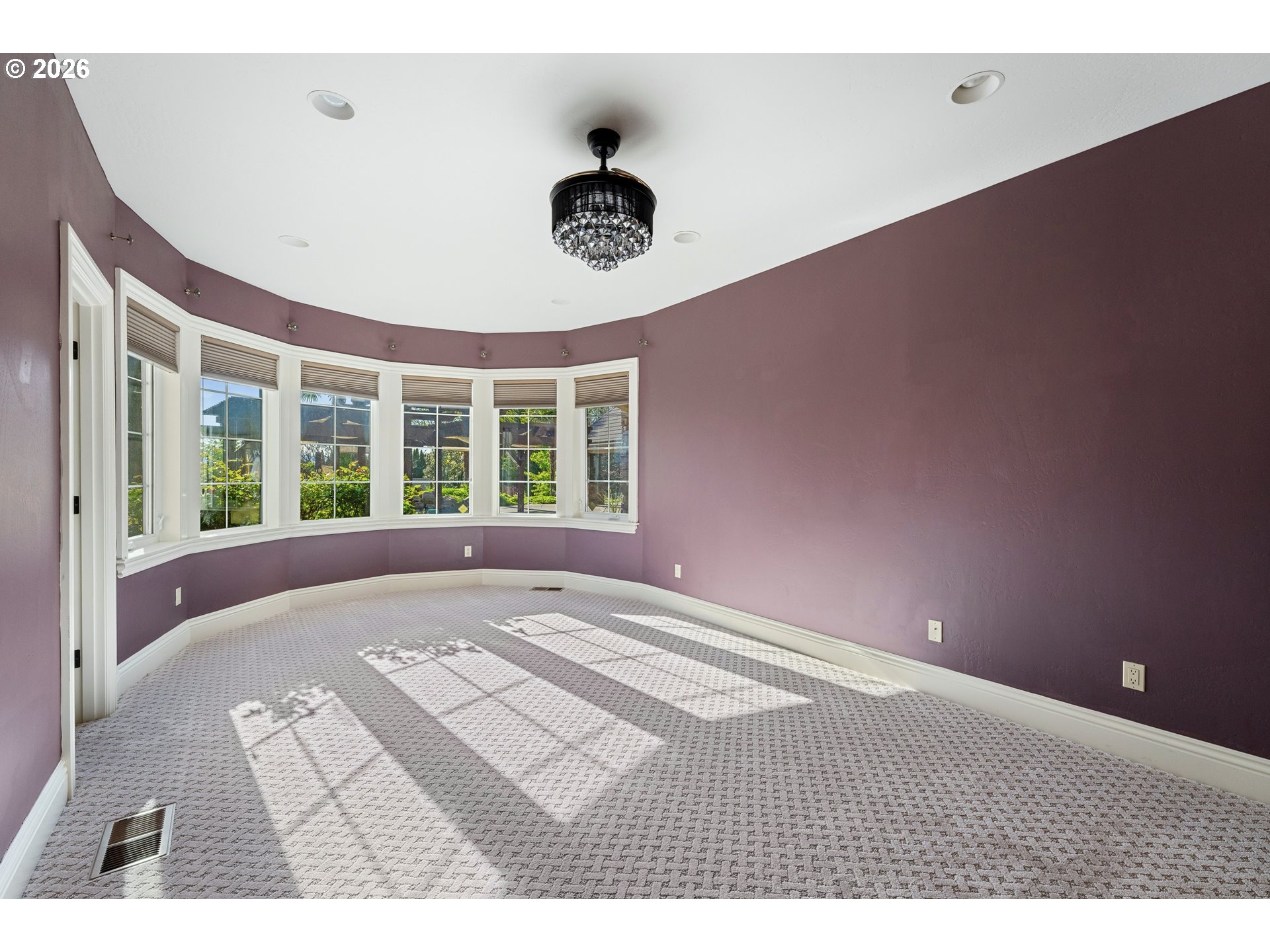 5637 Saddle Ridge Dr Property Photo 23