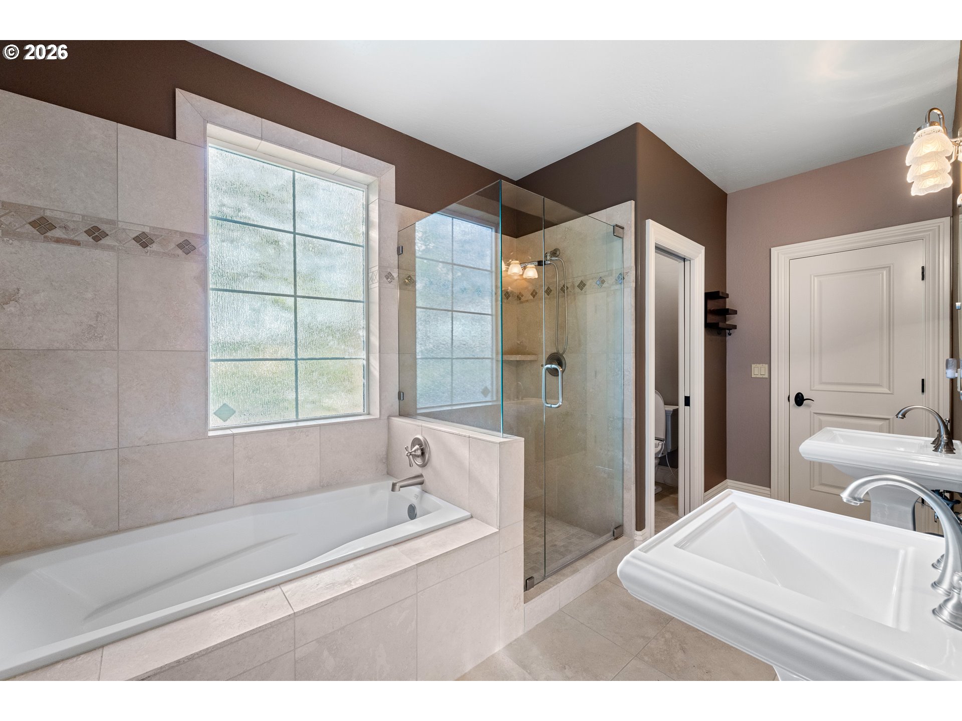 5637 Saddle Ridge Dr Property Photo 24