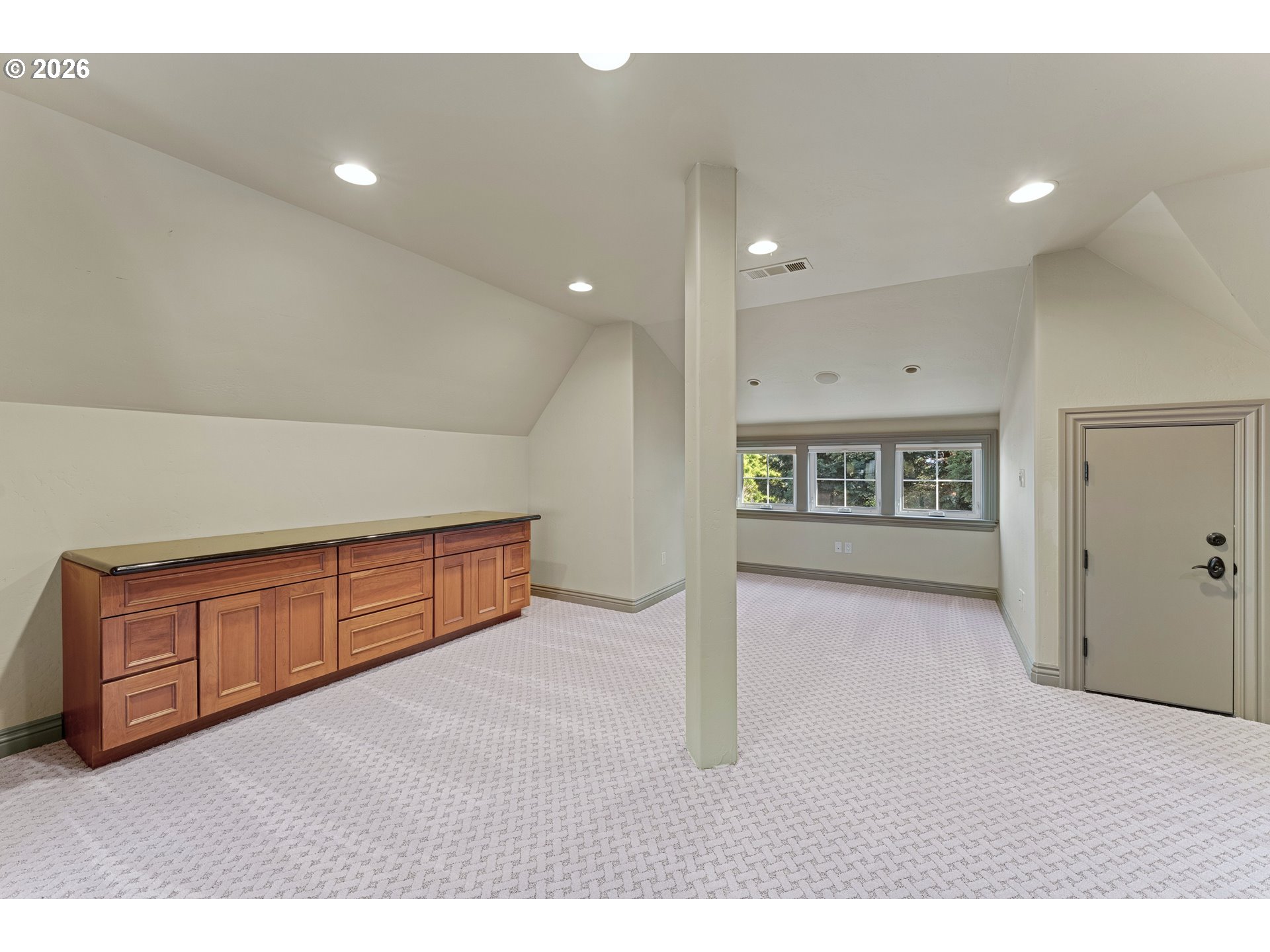 5637 Saddle Ridge Dr Property Photo 29