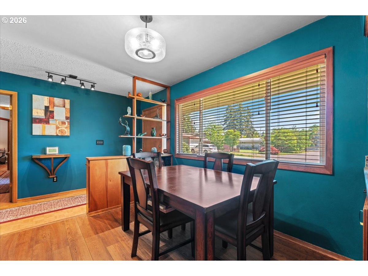10910 Se Pardee St Property Photo 13