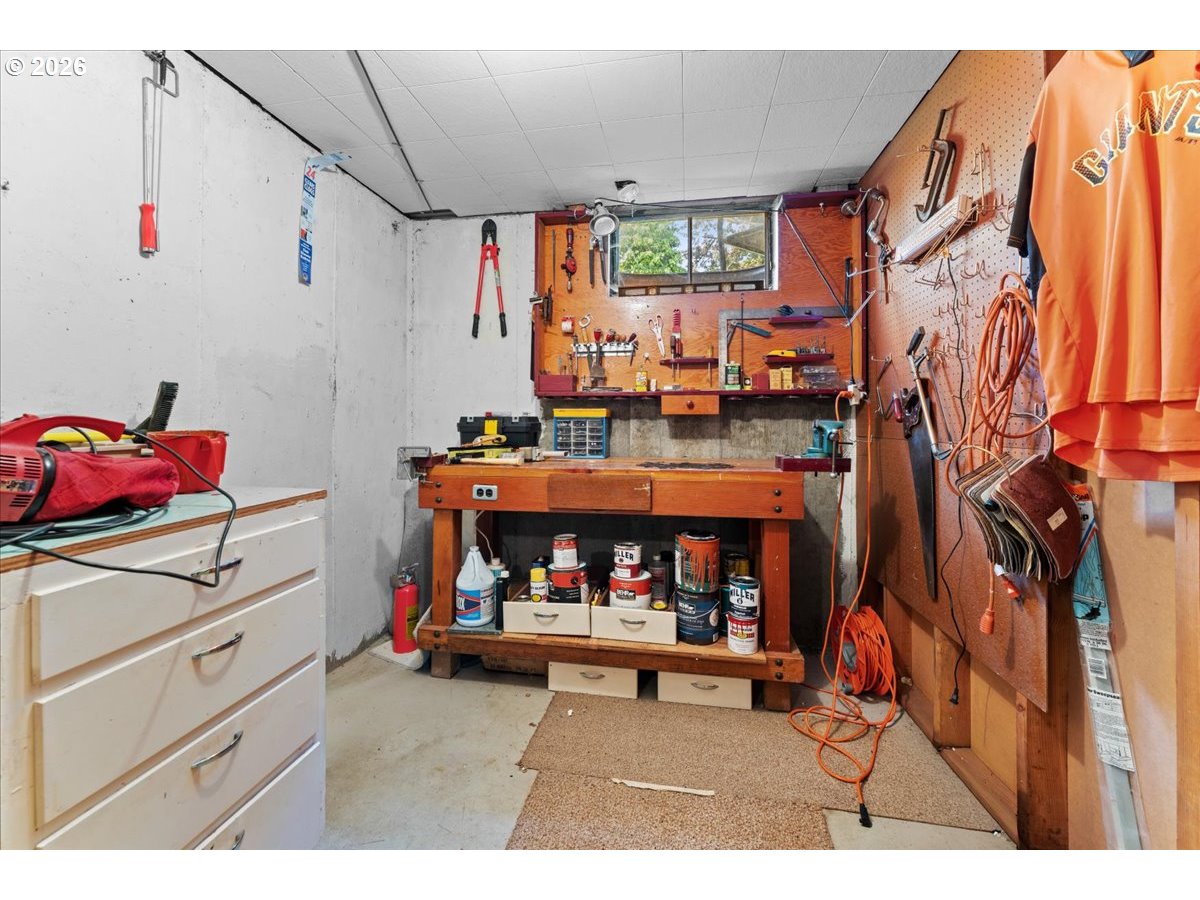 10910 Se Pardee St Property Photo 32