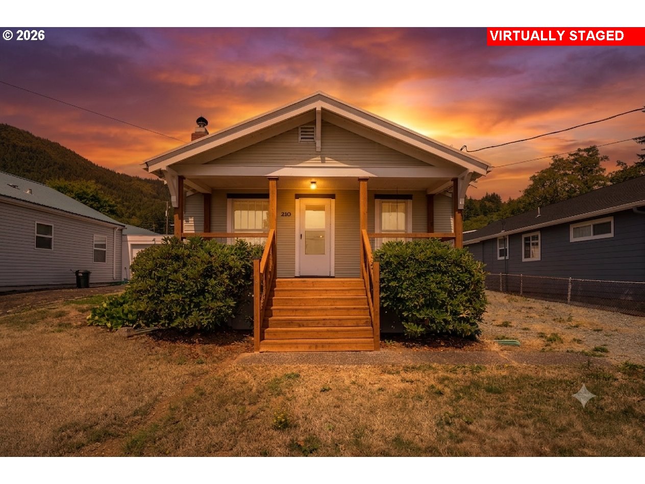 210 Cypress Ave Property Photo 1