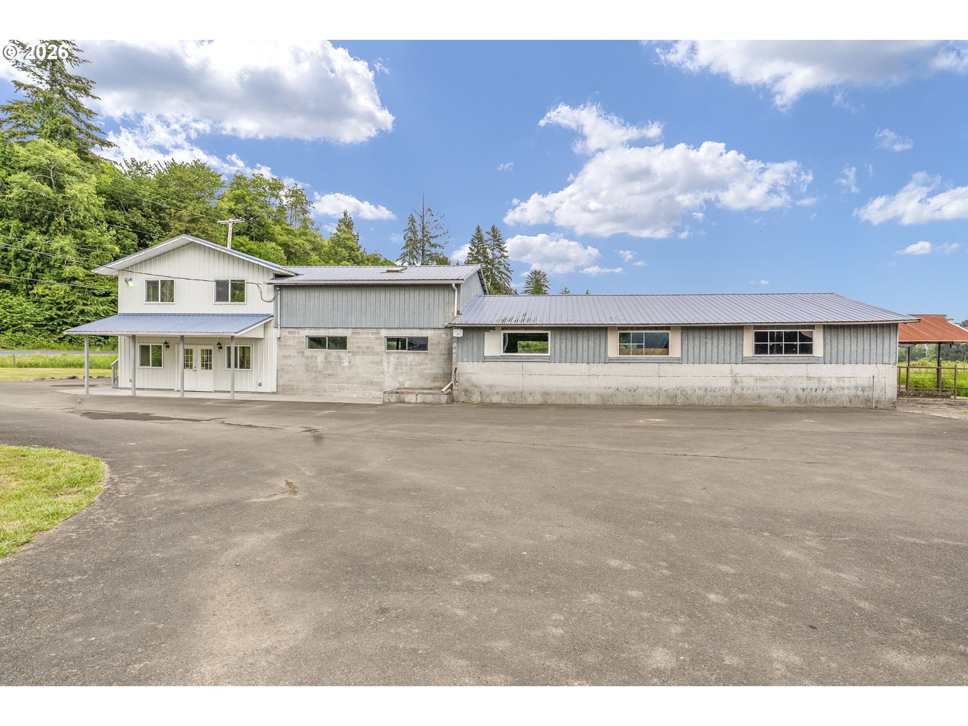957 W State Route 4 Property Photo 1