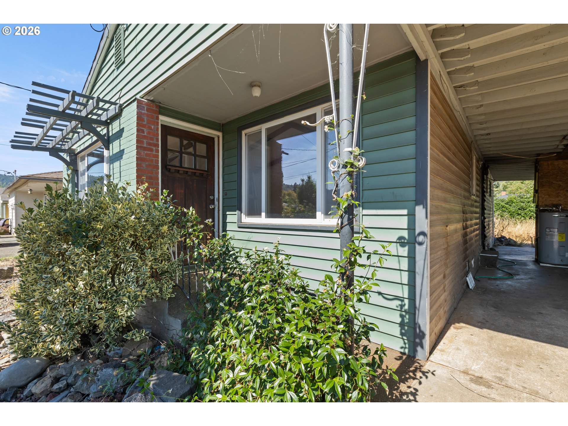 324 W Berdine St Property Photo 5