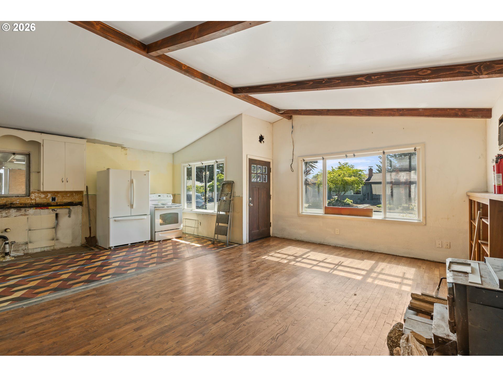 324 W Berdine St Property Photo 16