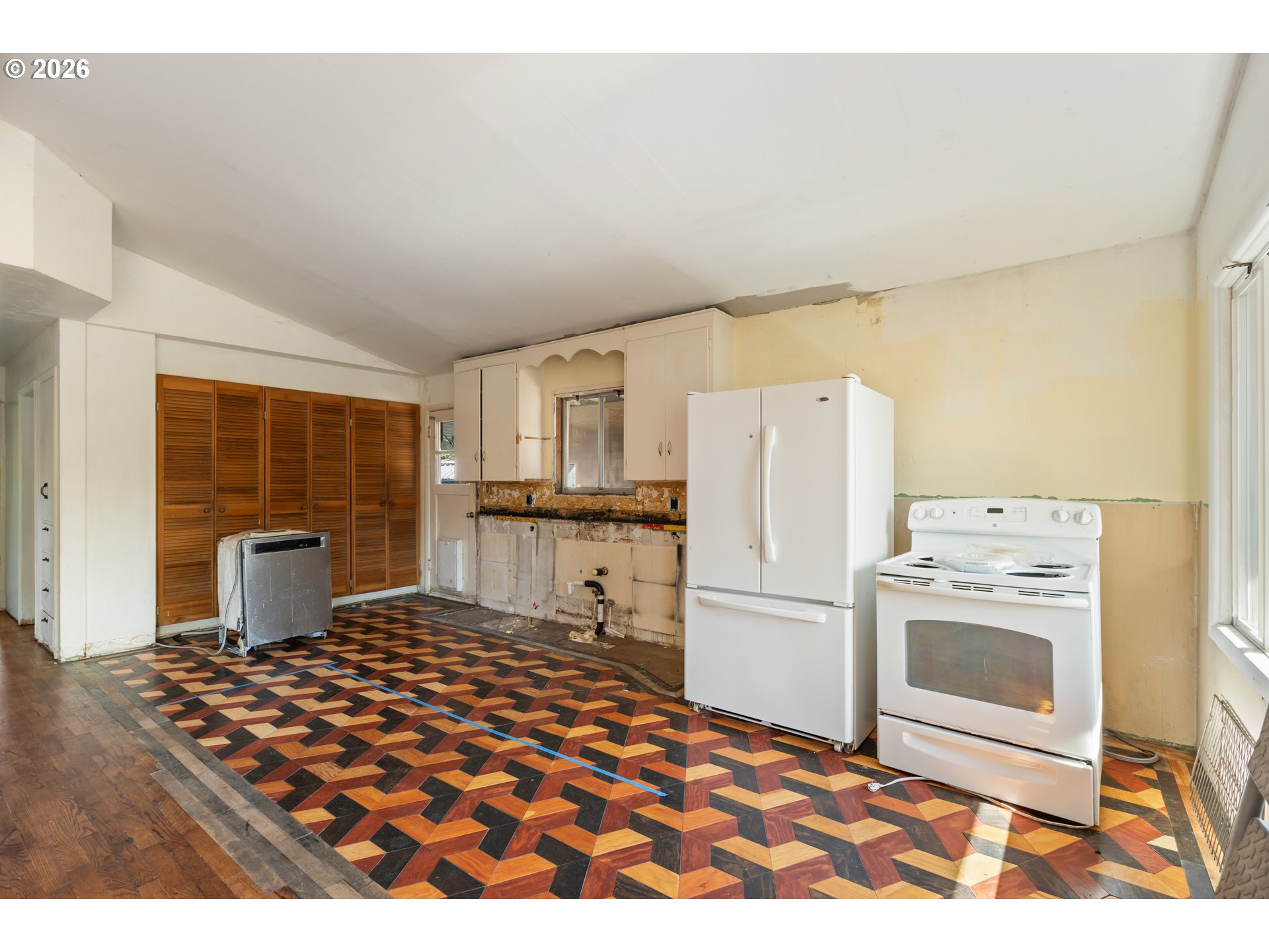 324 W Berdine St Property Photo 17