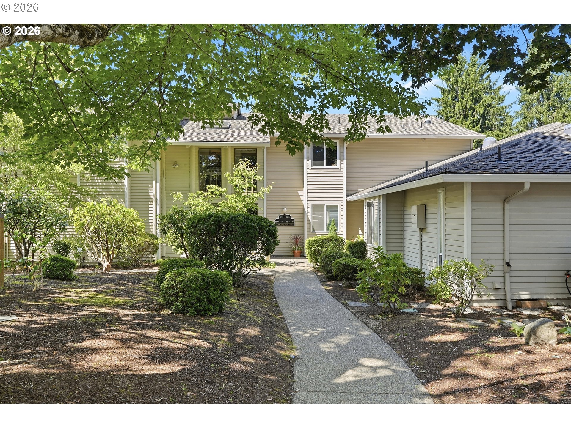 8229 Sw Mariners Dr Property Photo 1