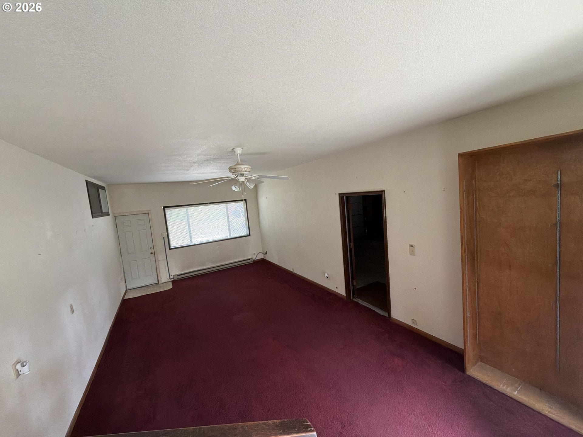 1375 Fenwick St Property Photo 6