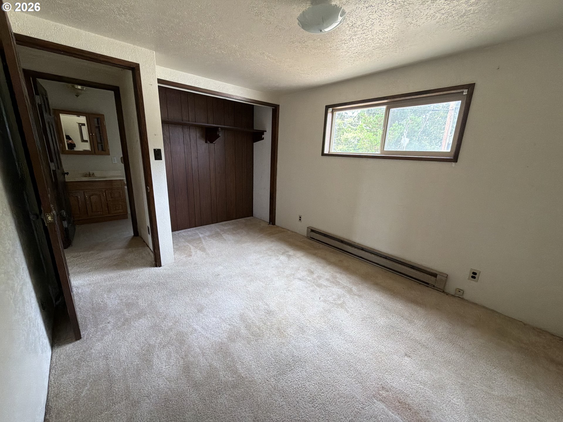 1375 Fenwick St Property Photo 14