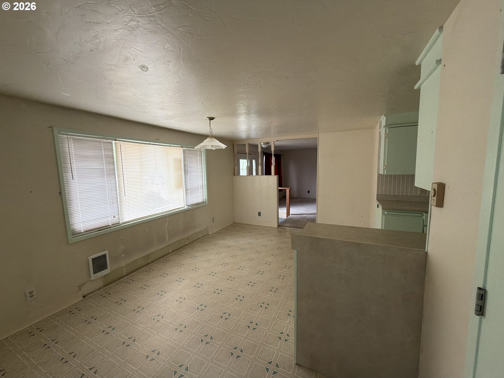 1375 Fenwick St Property Photo 18