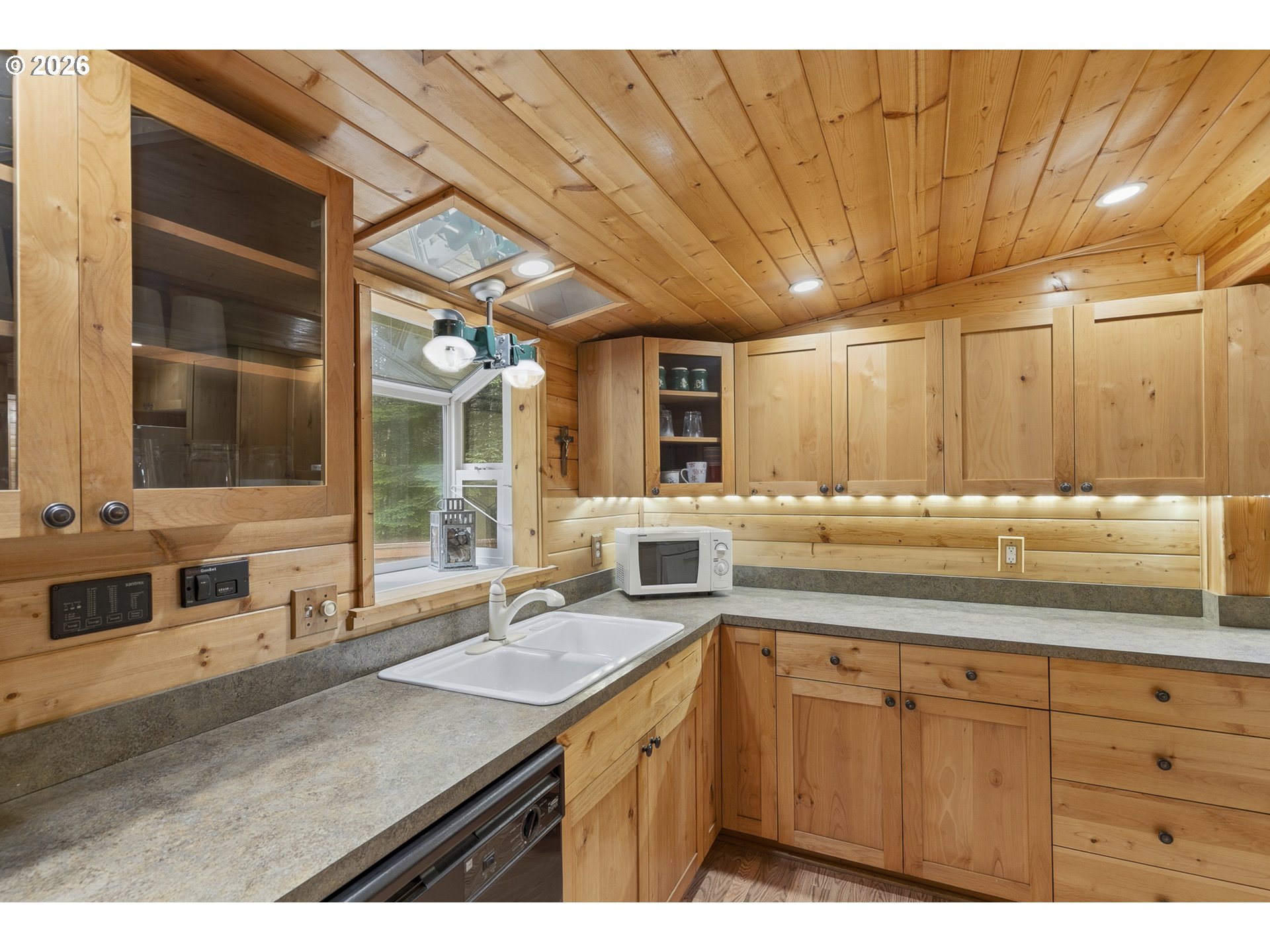 191 Northwoods Cabin Property Photo 8