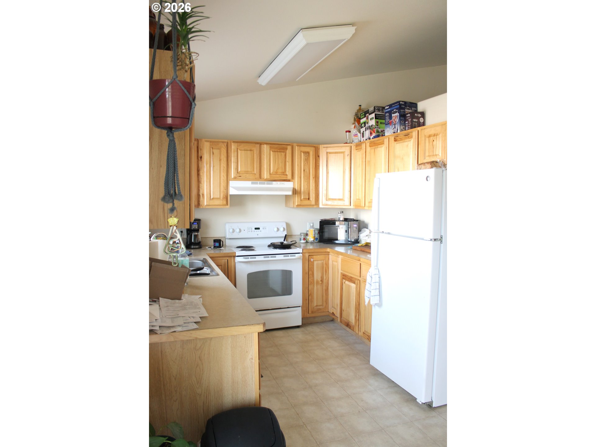 3130 Elm St Property Photo 2