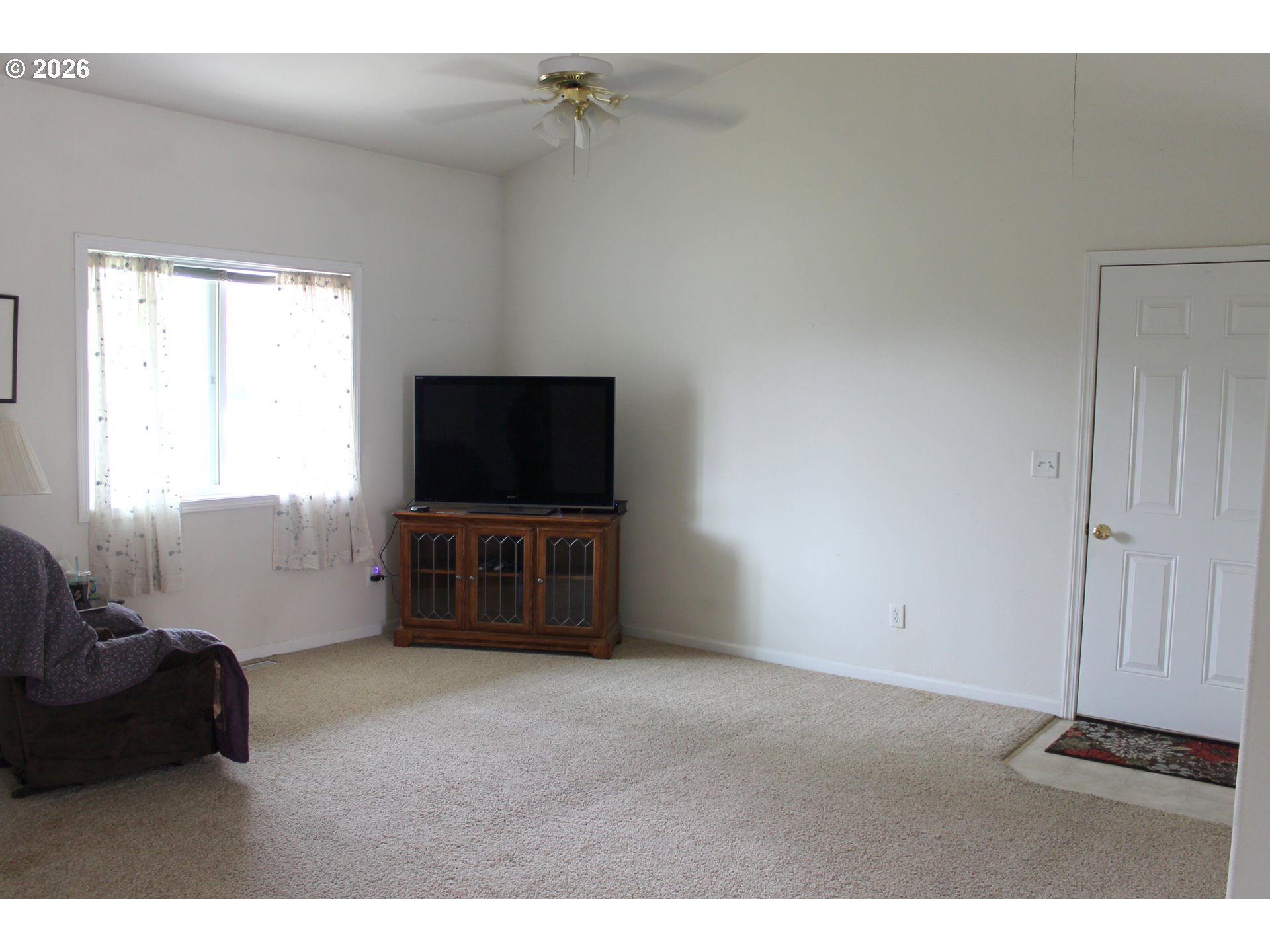 3130 Elm St Property Photo 15