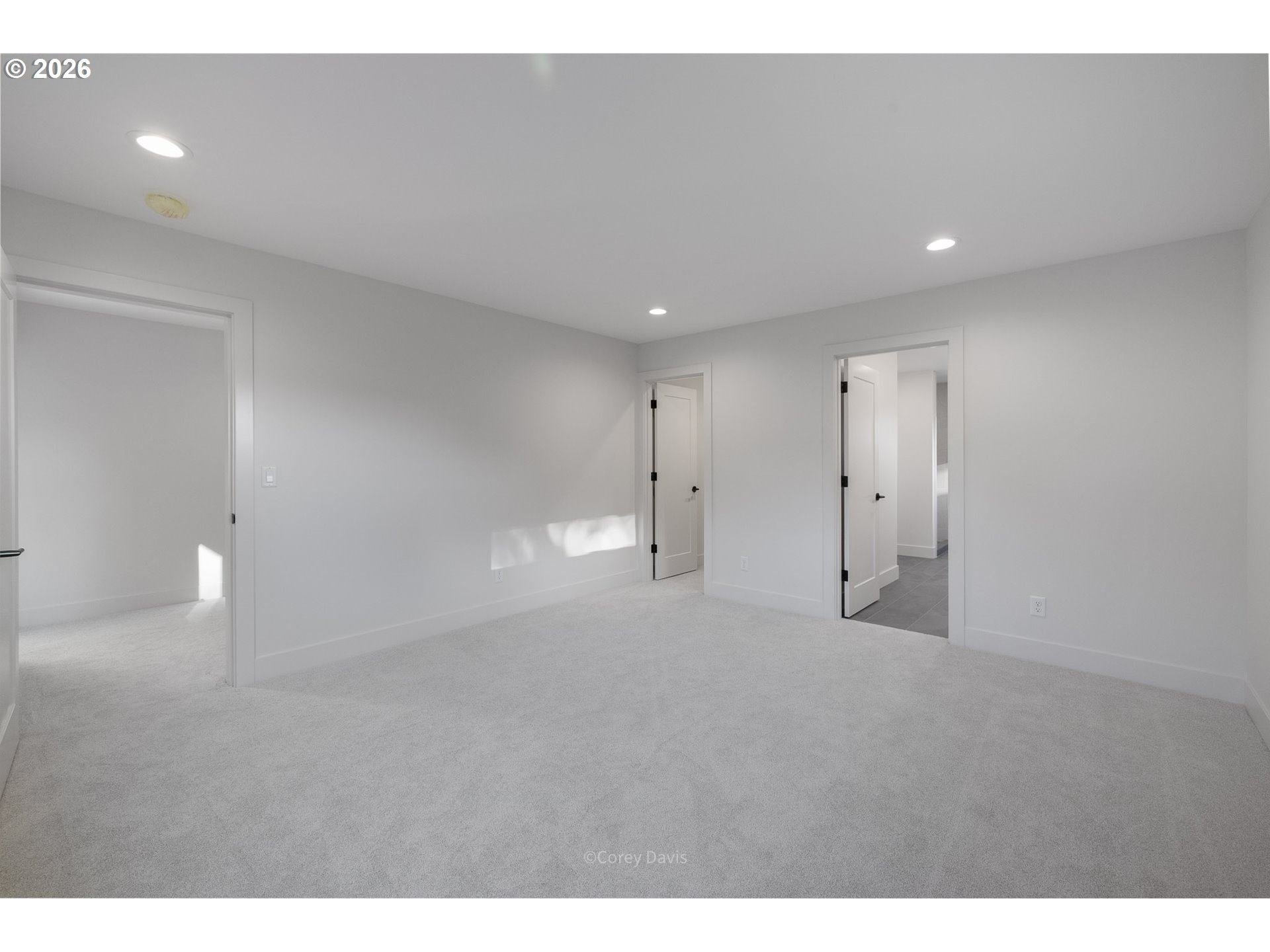 423 Meadows Dr Property Photo 23