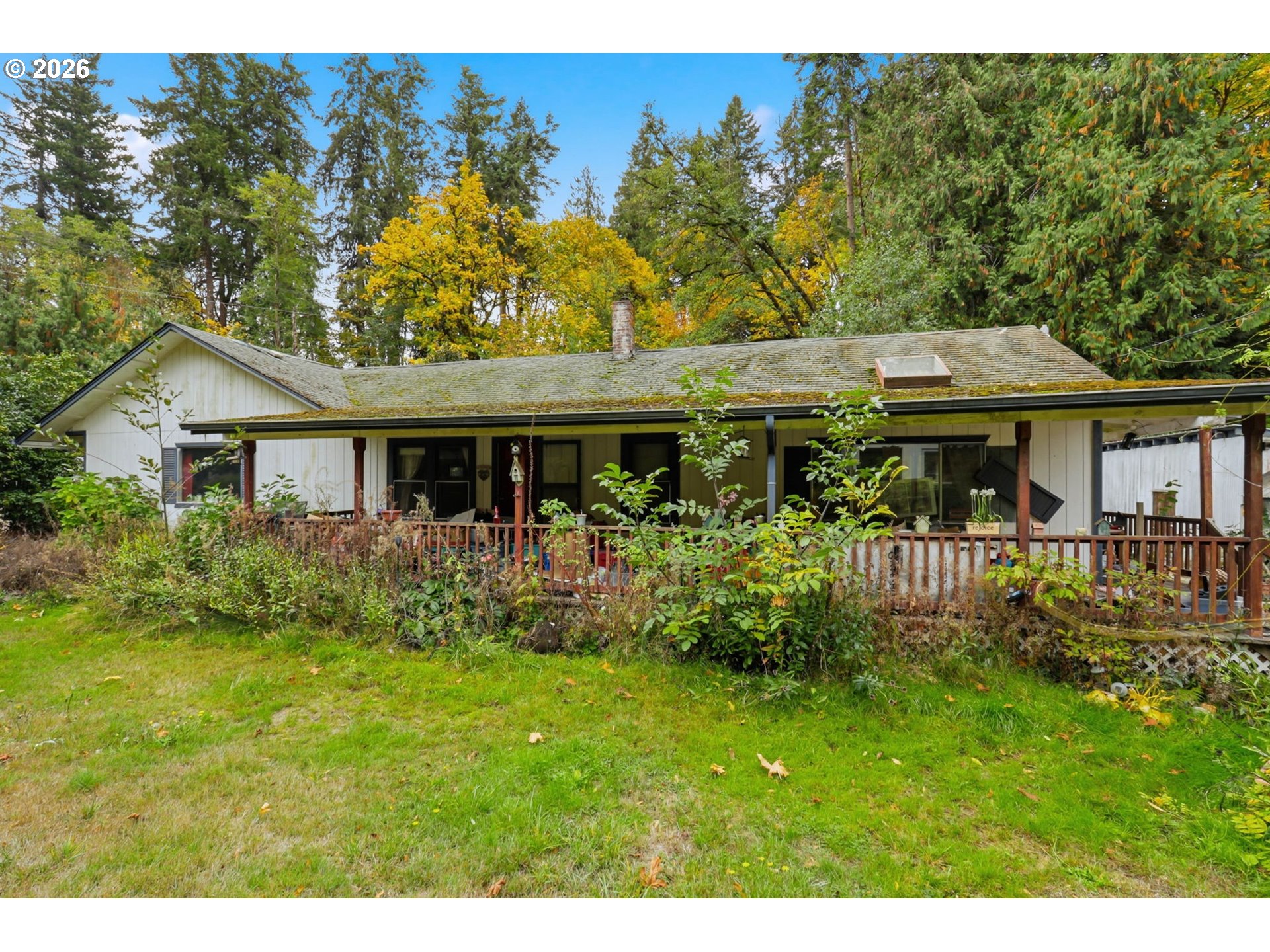 2147 Pioneer St Property Photo 2