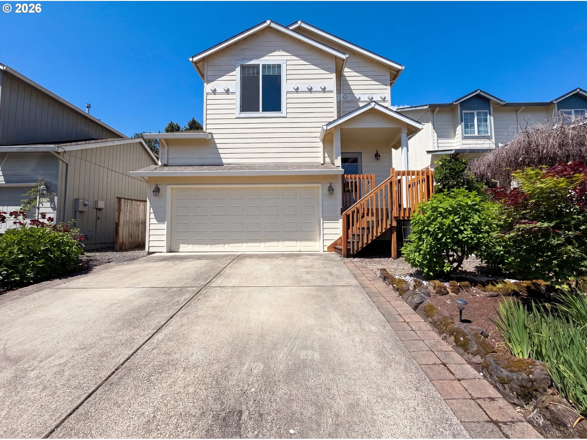3344 OAKCREST DR Property Photo 1